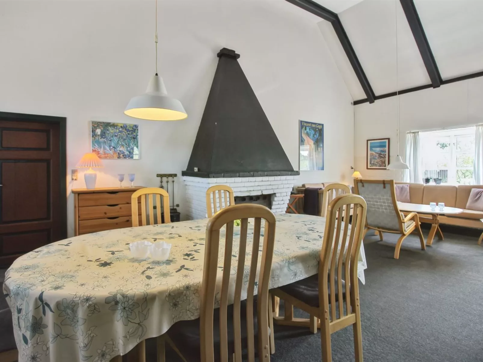 "Labarnas" - 800m from the sea-Inside