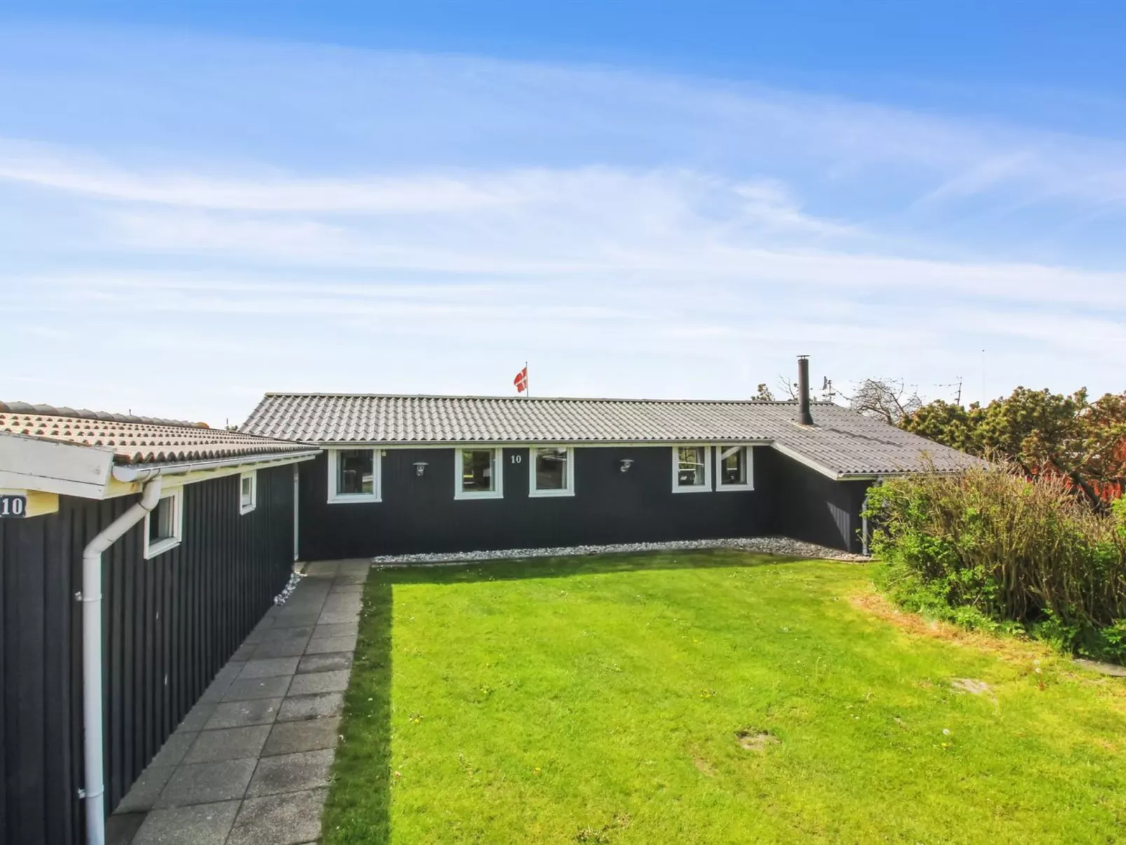 "Hælf" - 400m from the sea-Outside