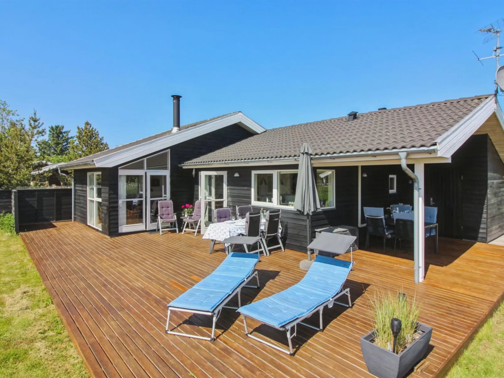 "Hampus" - 500m from the sea-Draußen