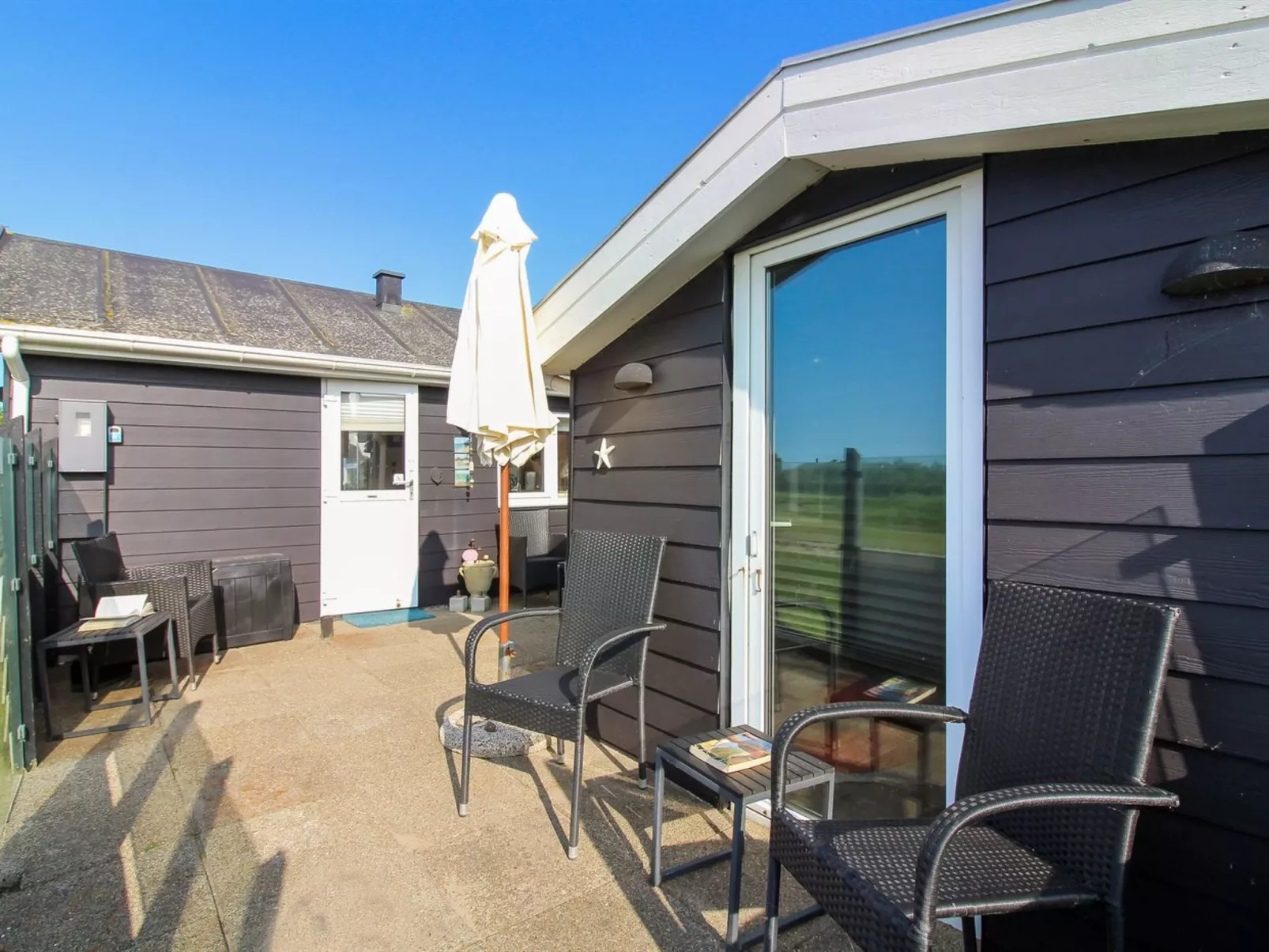 "Telse" - 375m from the sea-Outside