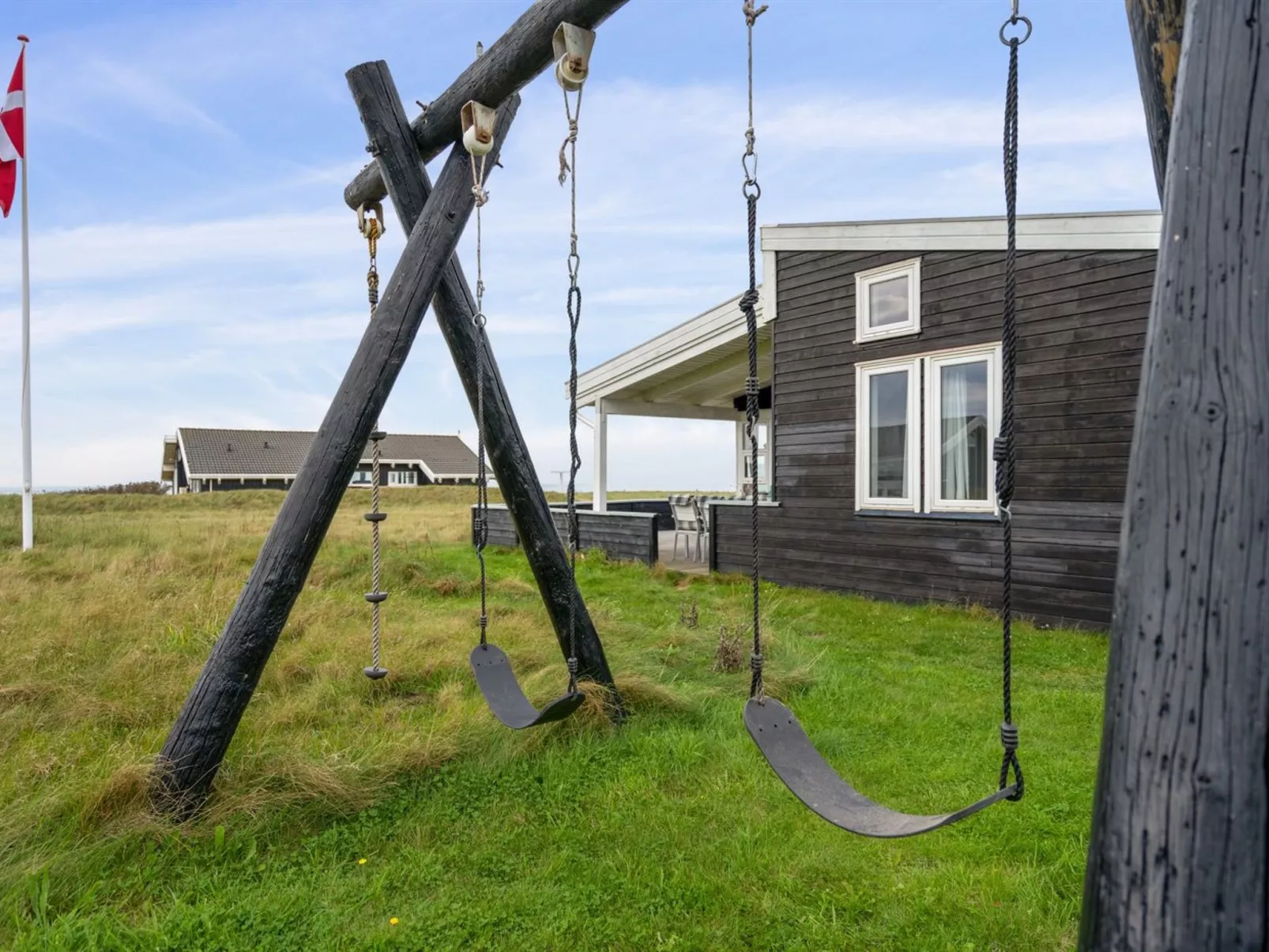 "Dyri" - 75m from the sea-Outside