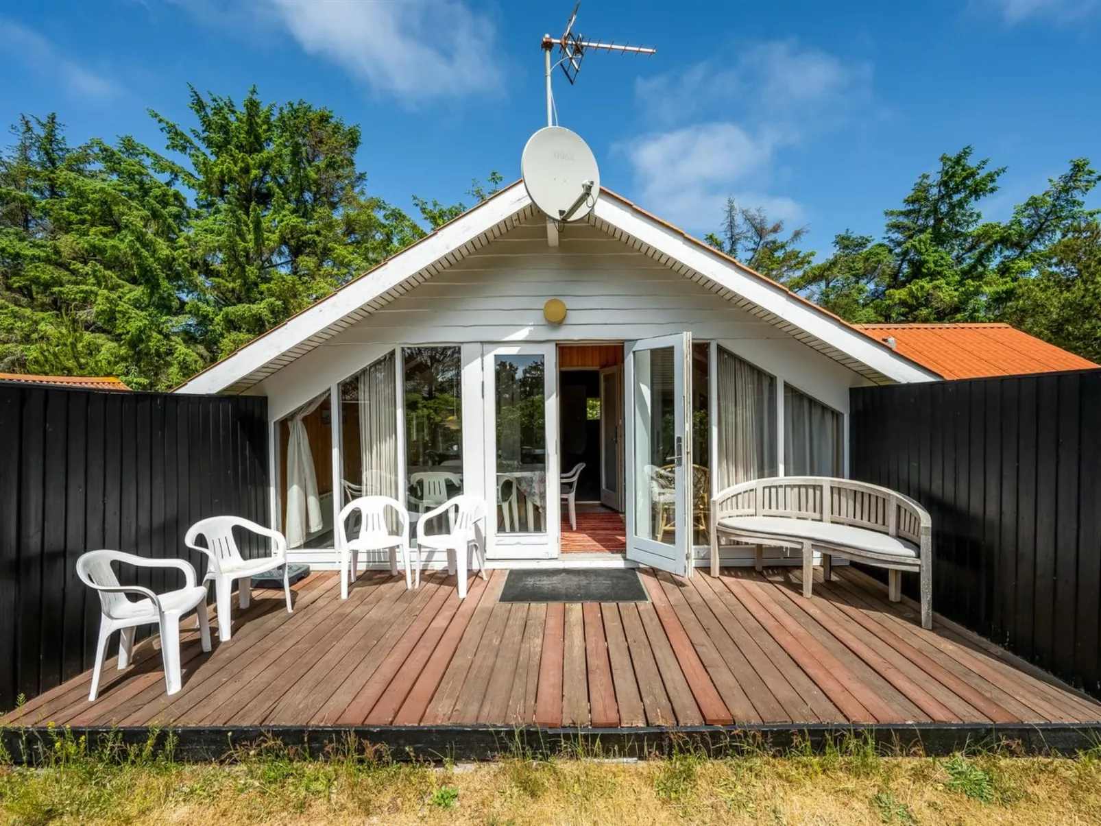 "Clea" - 800m from the sea-Outside