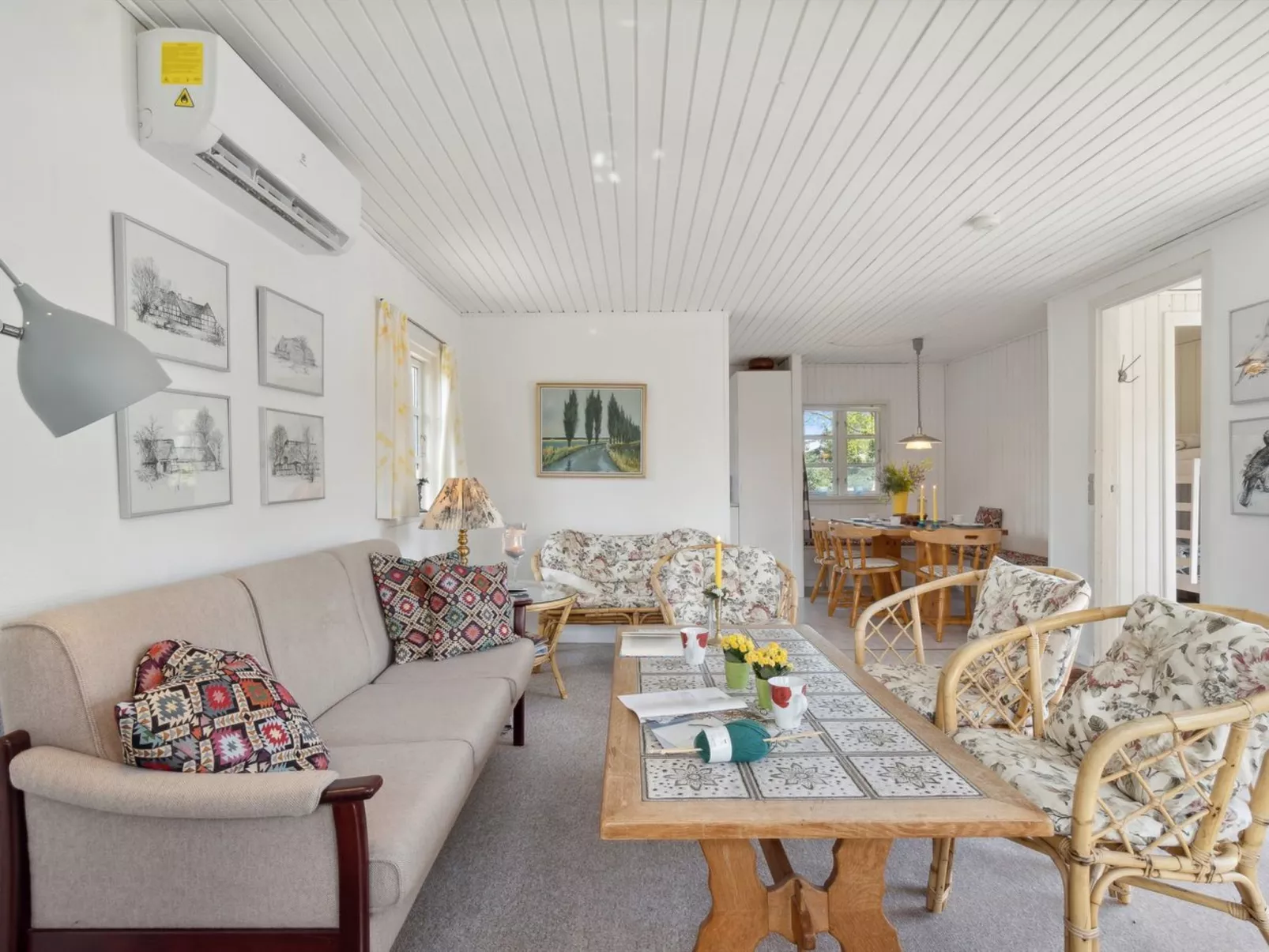 "Ingobert" - 50m from the sea-Inside
