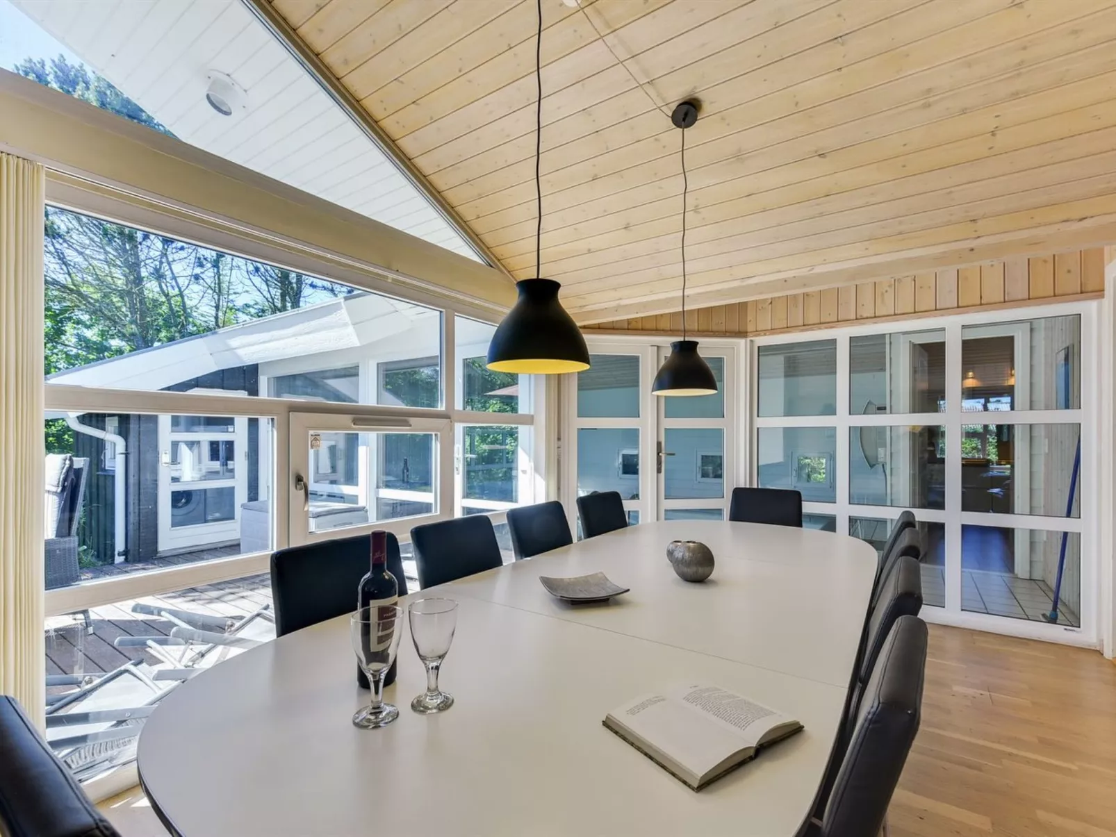 "Mechthild" - 2.7km from the sea-Inside