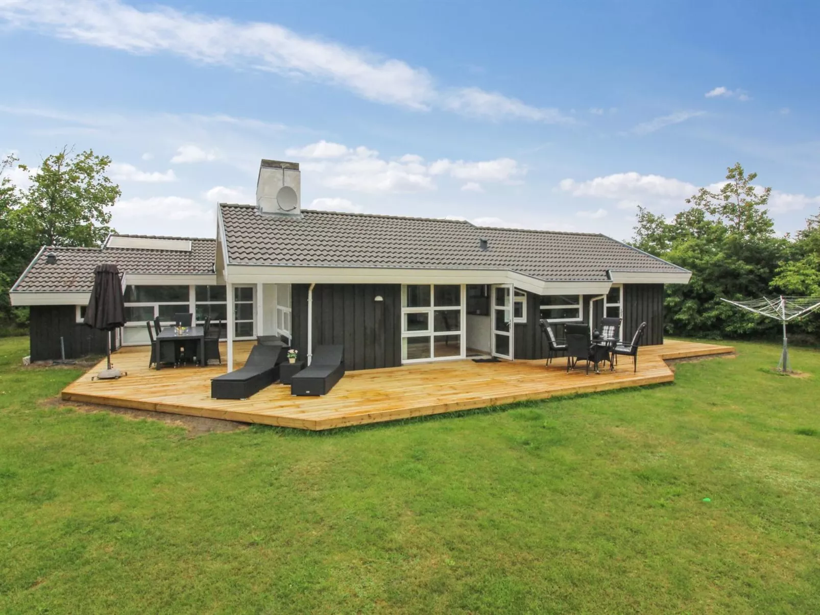 "Mechthild" - 2.7km from the sea-Outside