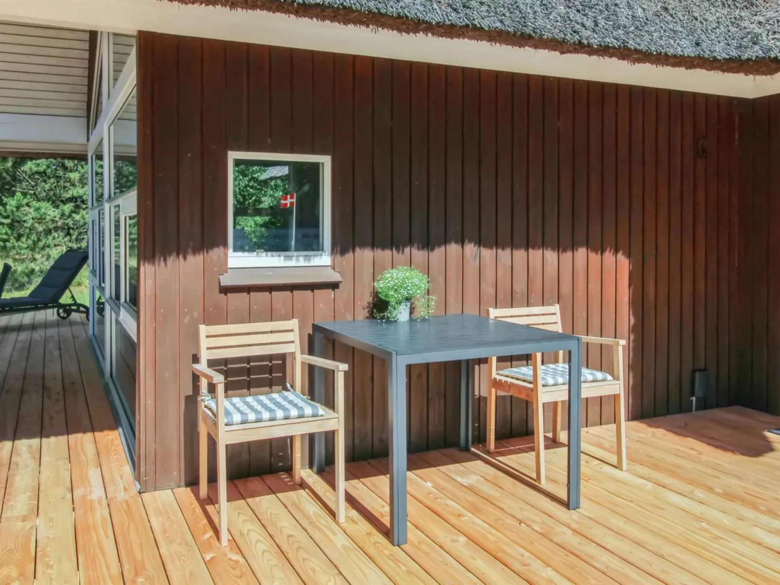 "Karri" - 1.1km from the sea-Outside