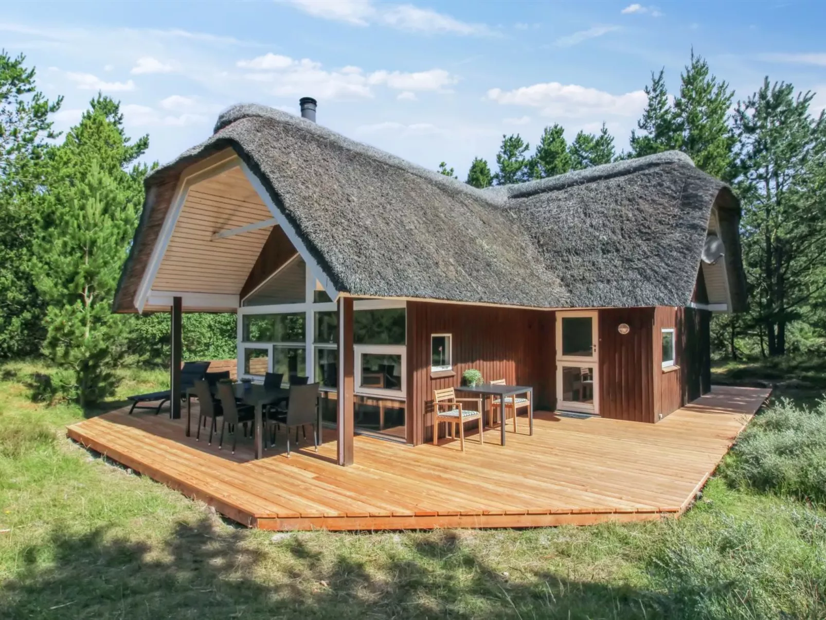 "Karri" - 1.1km from the sea-Outside
