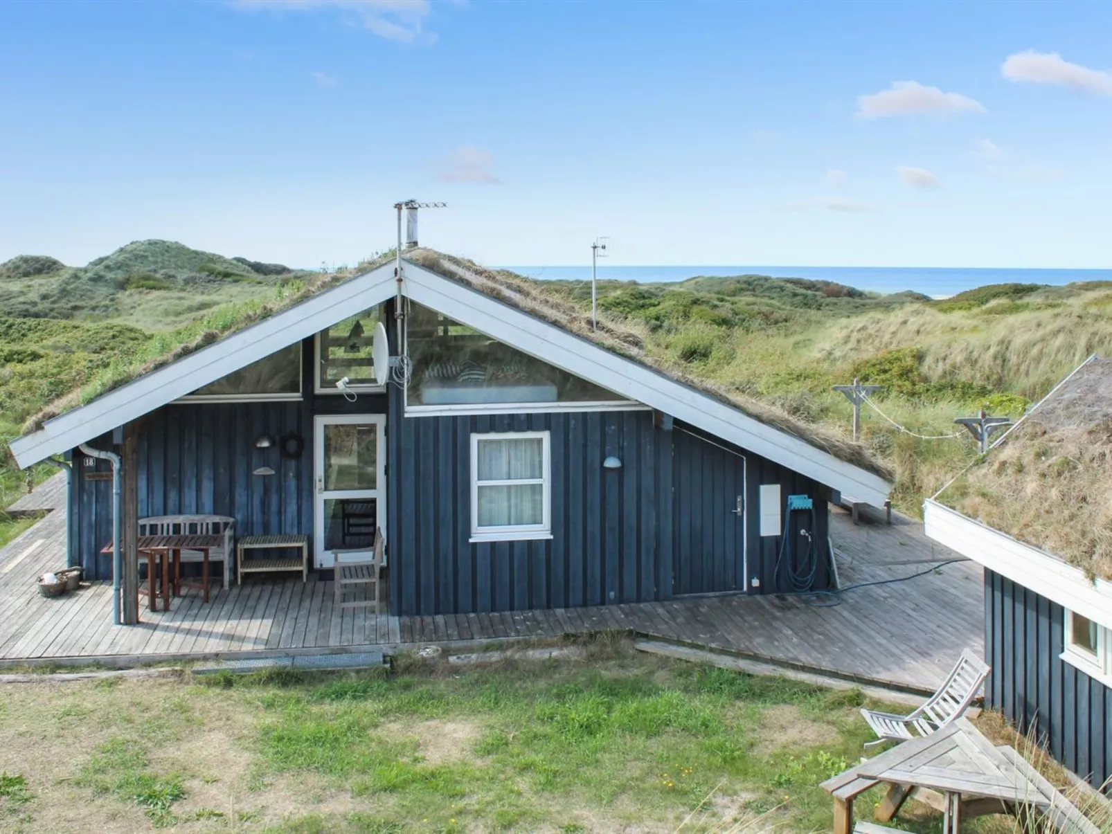 "Eunike" - 300m from the sea-Outside