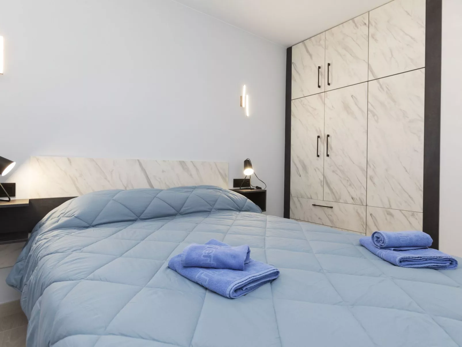 Caravela Beach-Inside