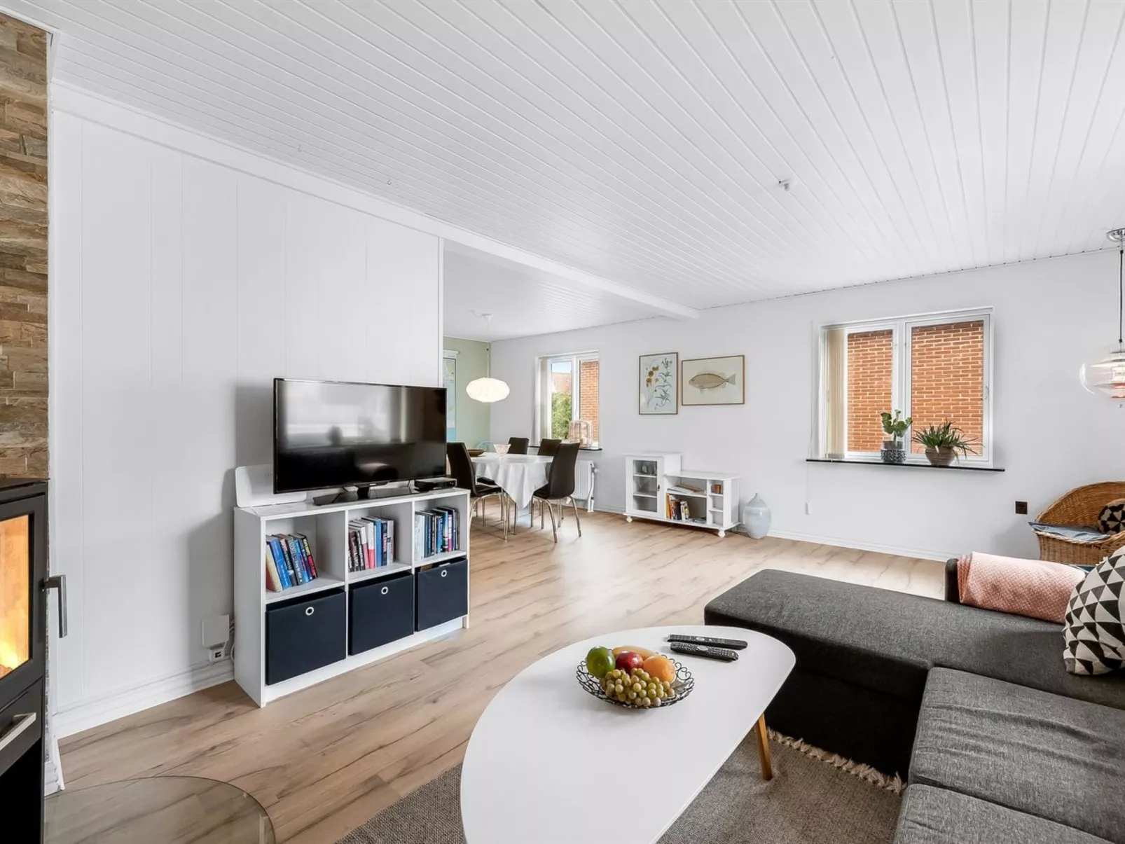 "Eluisa" - 300m from the sea-Inside