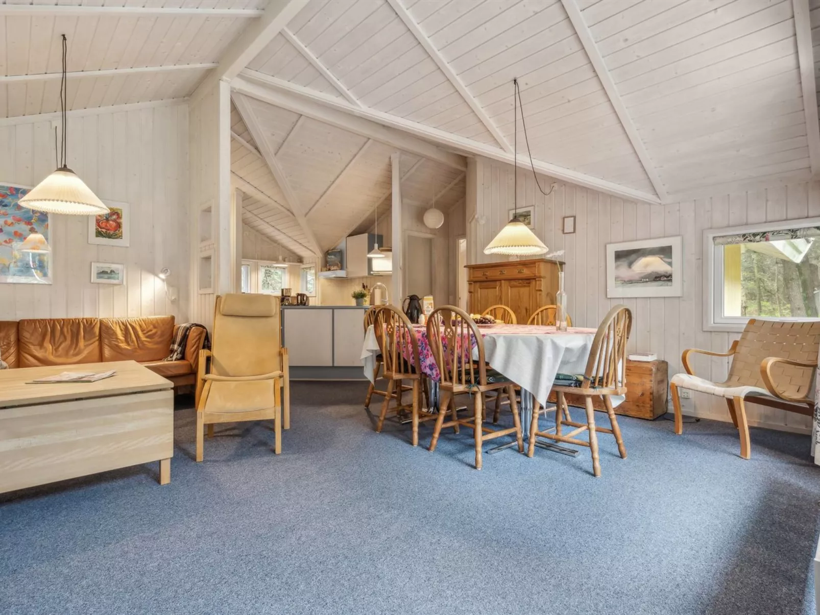 "Alaine" - 850m from the sea-Inside