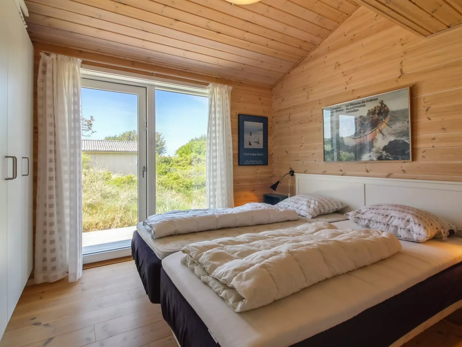 "Sampo" - 400m from the sea-Inside