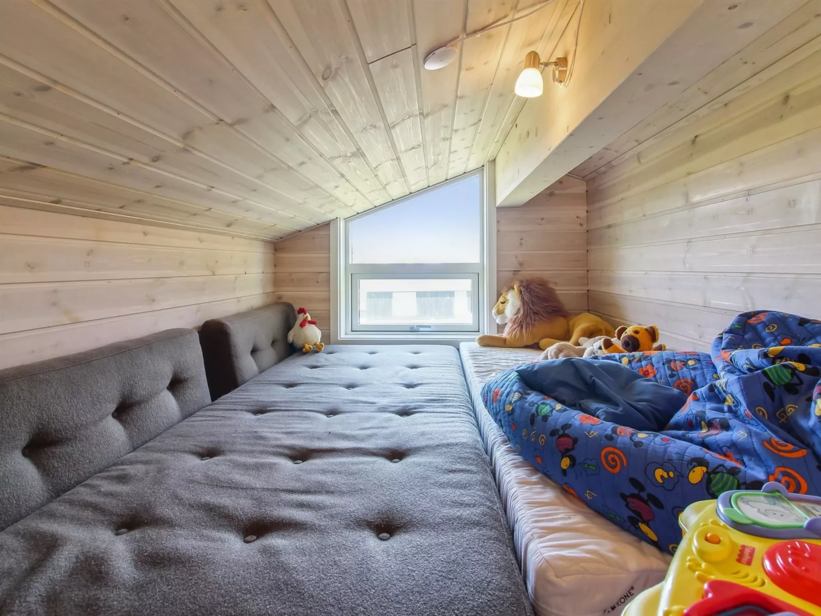 "Sampo" - 400m from the sea-Inside