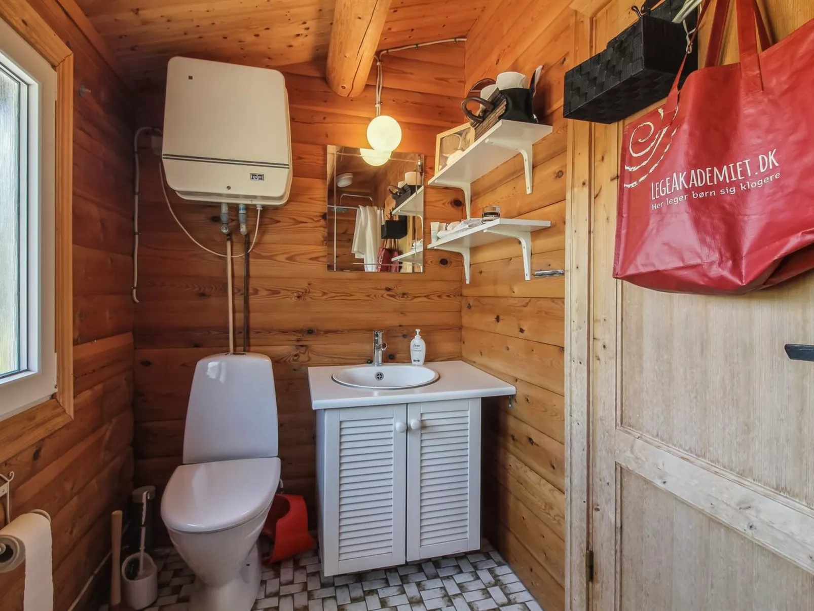 "Sampo" - 400m from the sea-Inside