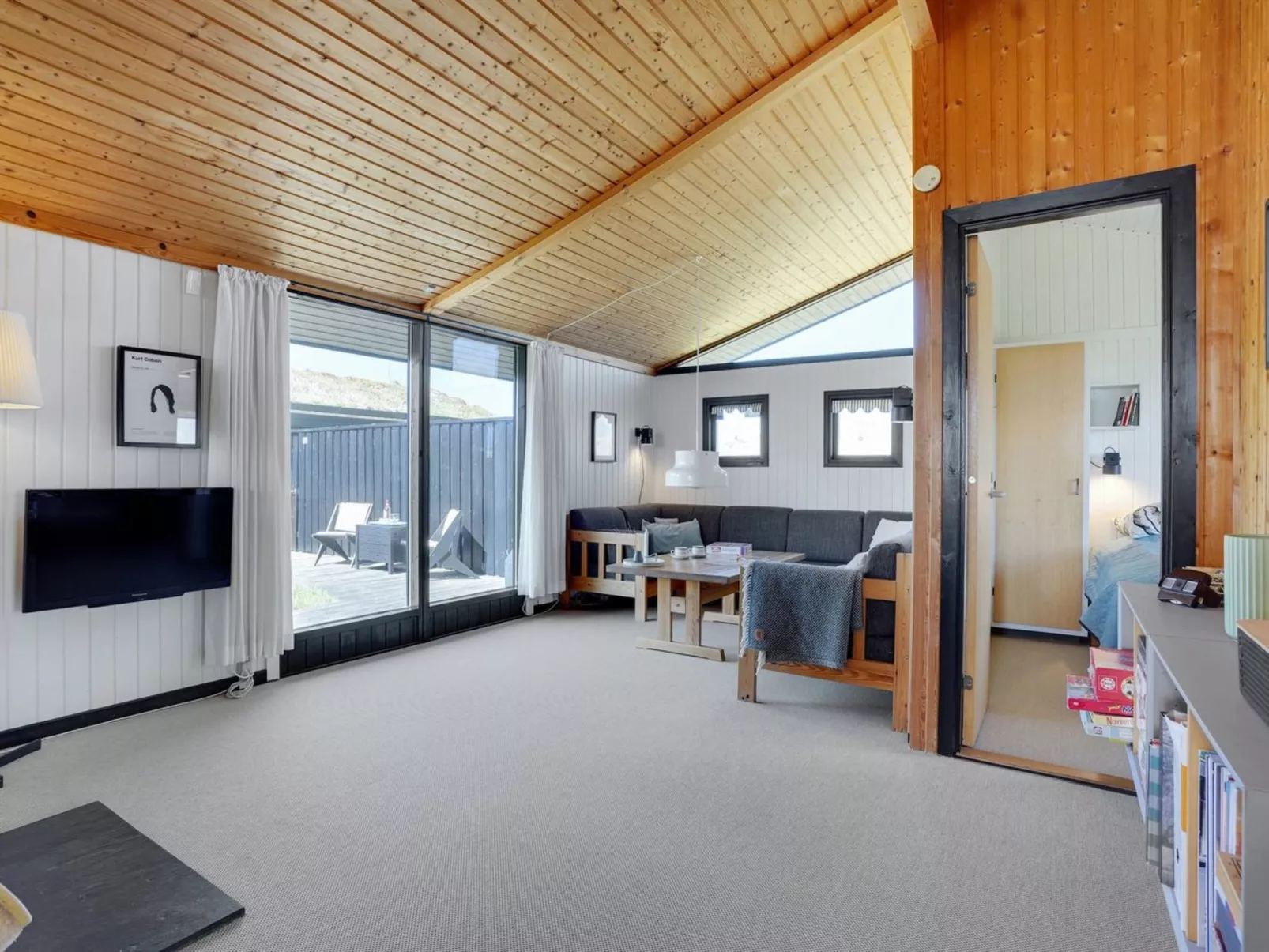 "Ilmari" - 190m from the sea-Inside