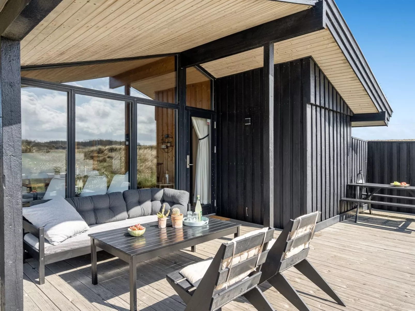 "Ilmari" - 190m from the sea-Outside
