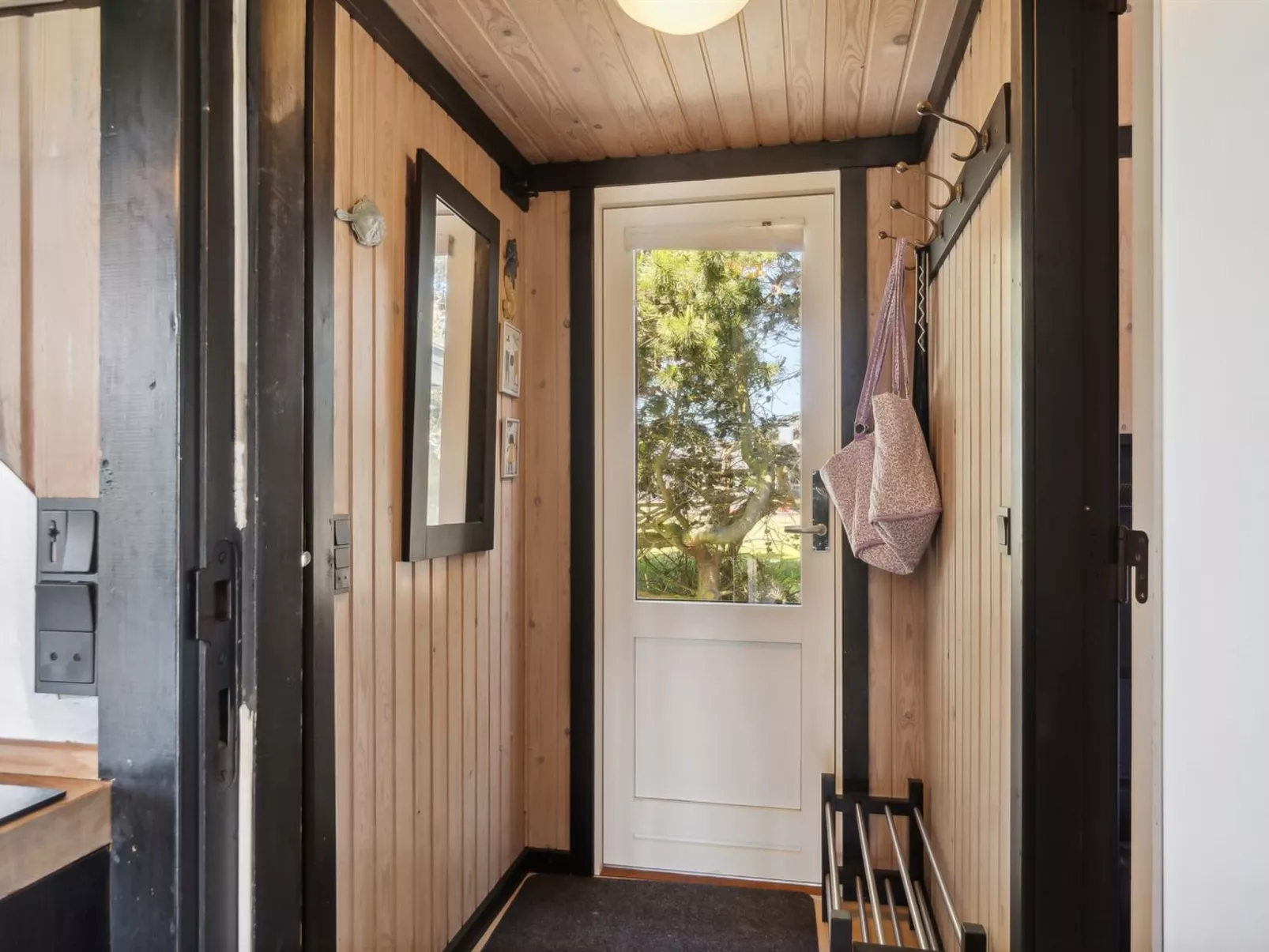 "Litle" - 600m from the sea-Inside
