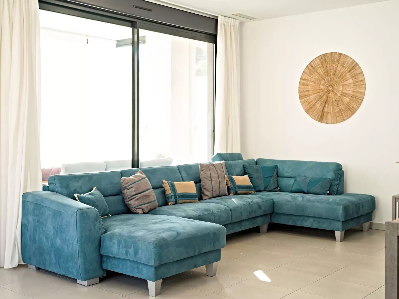 Calpe Beach II-Inside