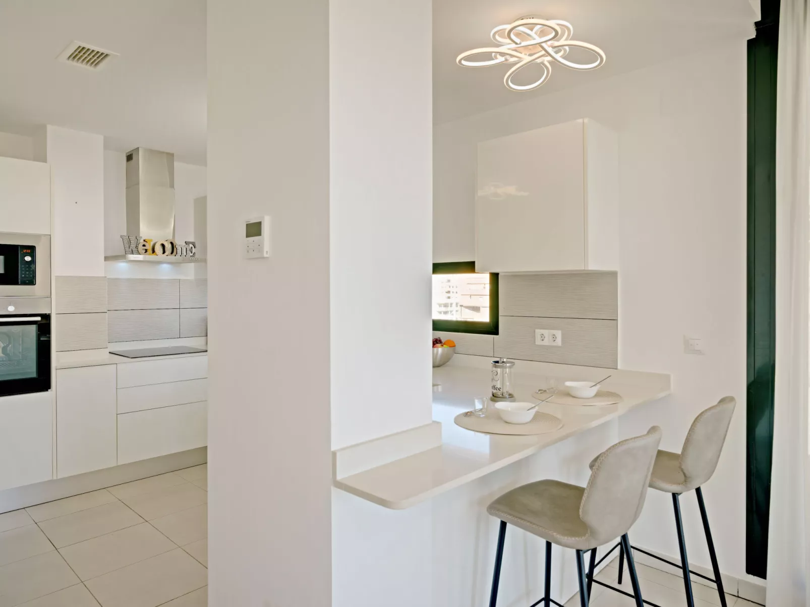 Calpe Beach II-Inside