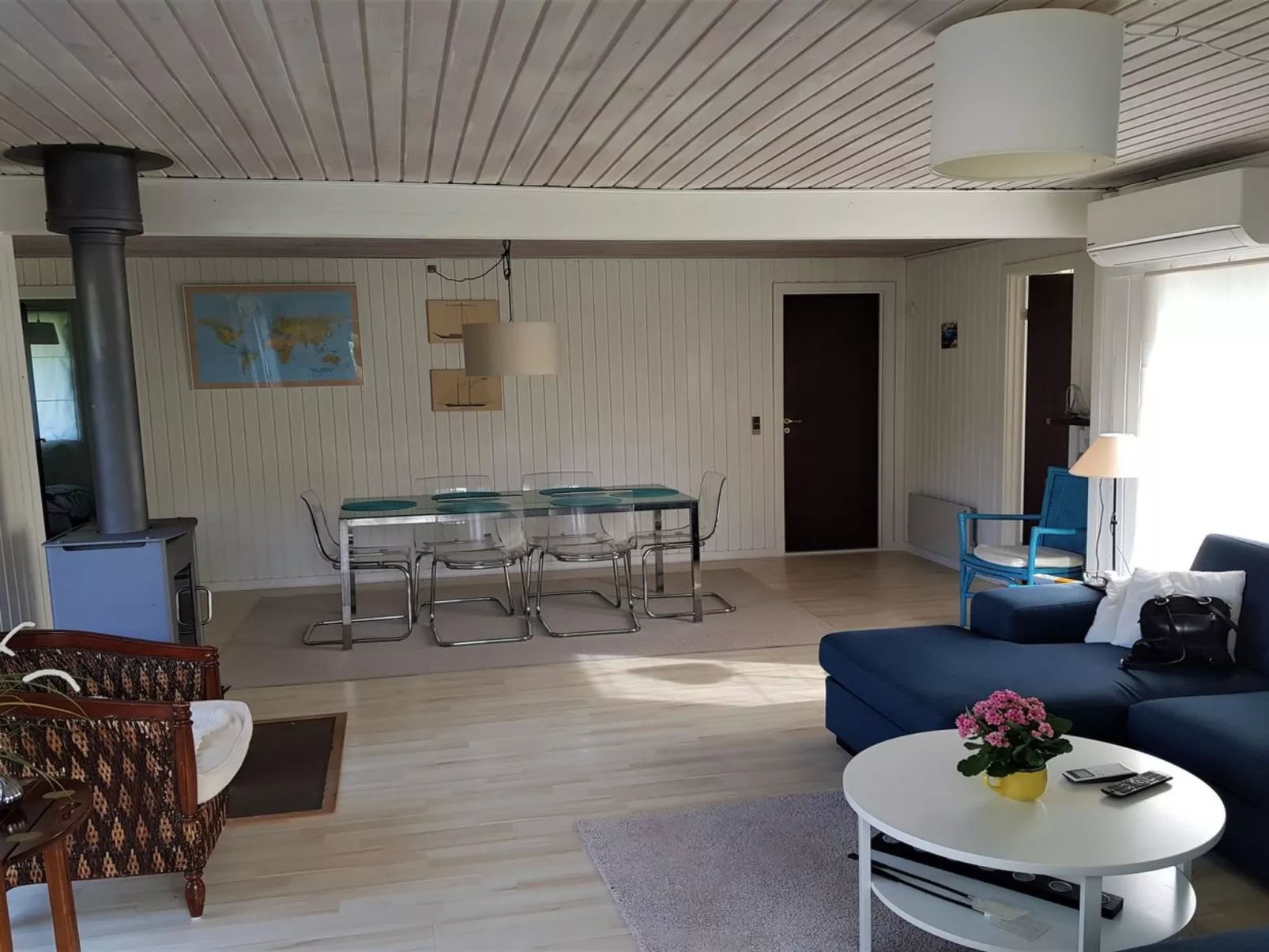"Asmine" - 670m from the sea-Inside