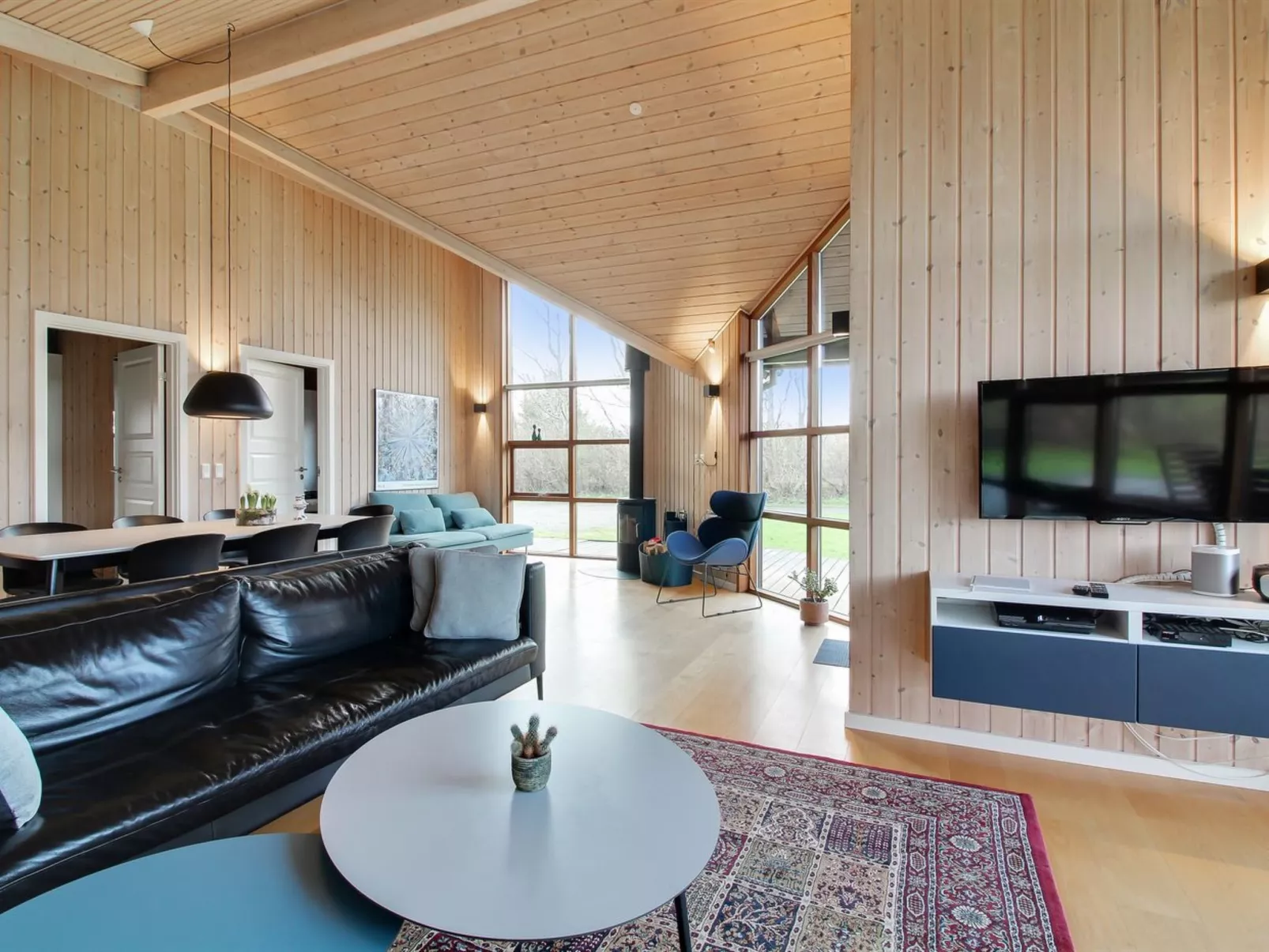 "Harri" - 850m from the sea-Inside