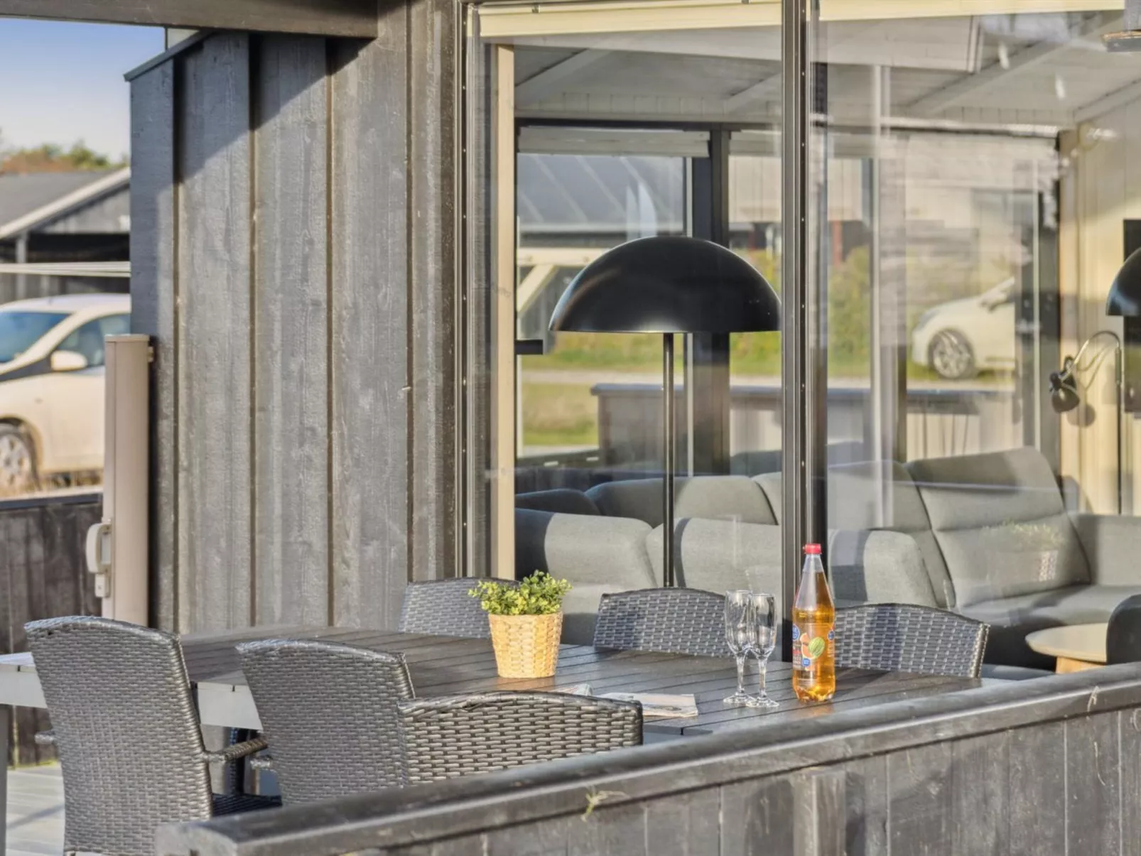 "Auvo" - 600m from the sea-Outside