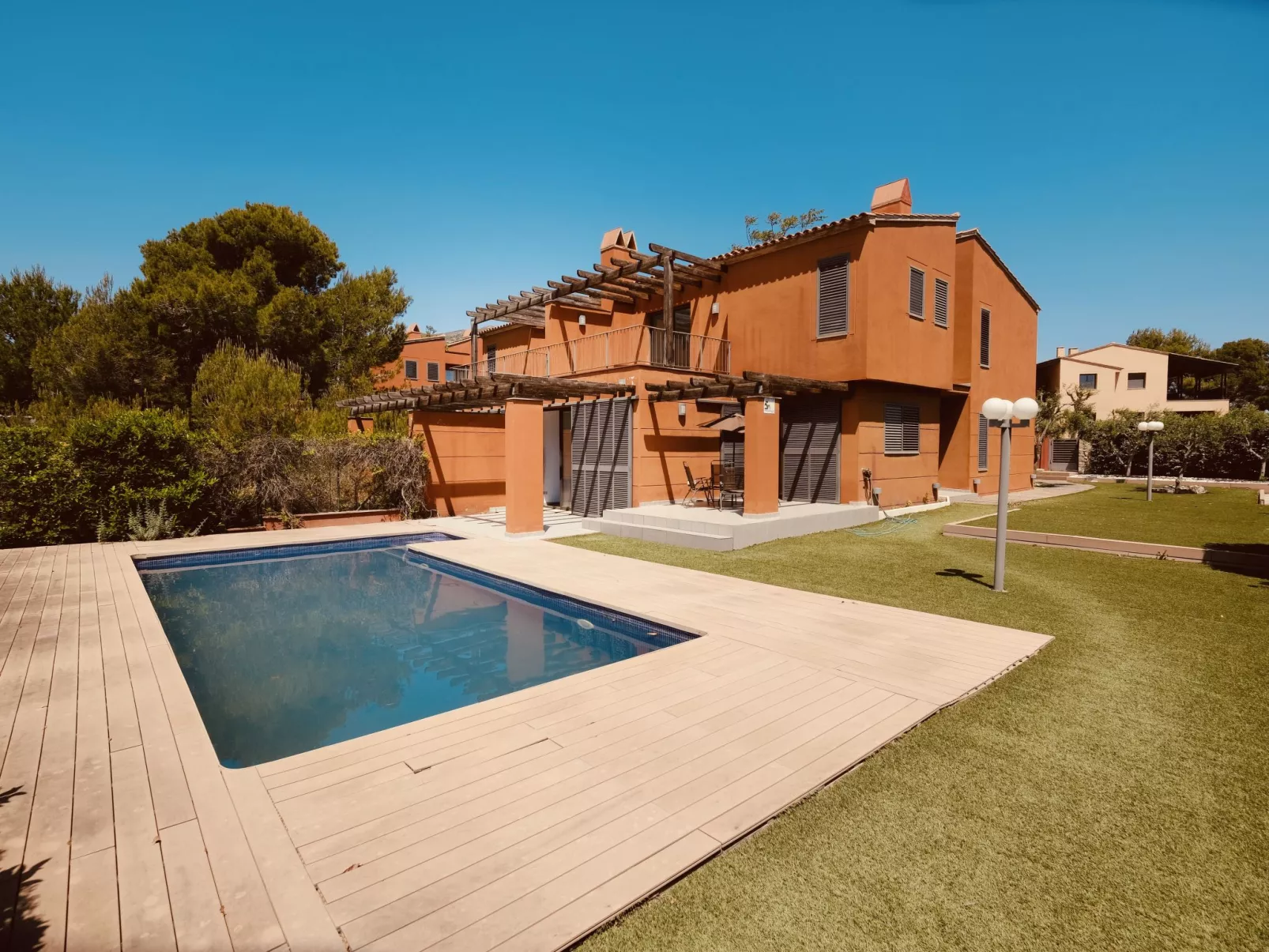 Villa Perla-Outside