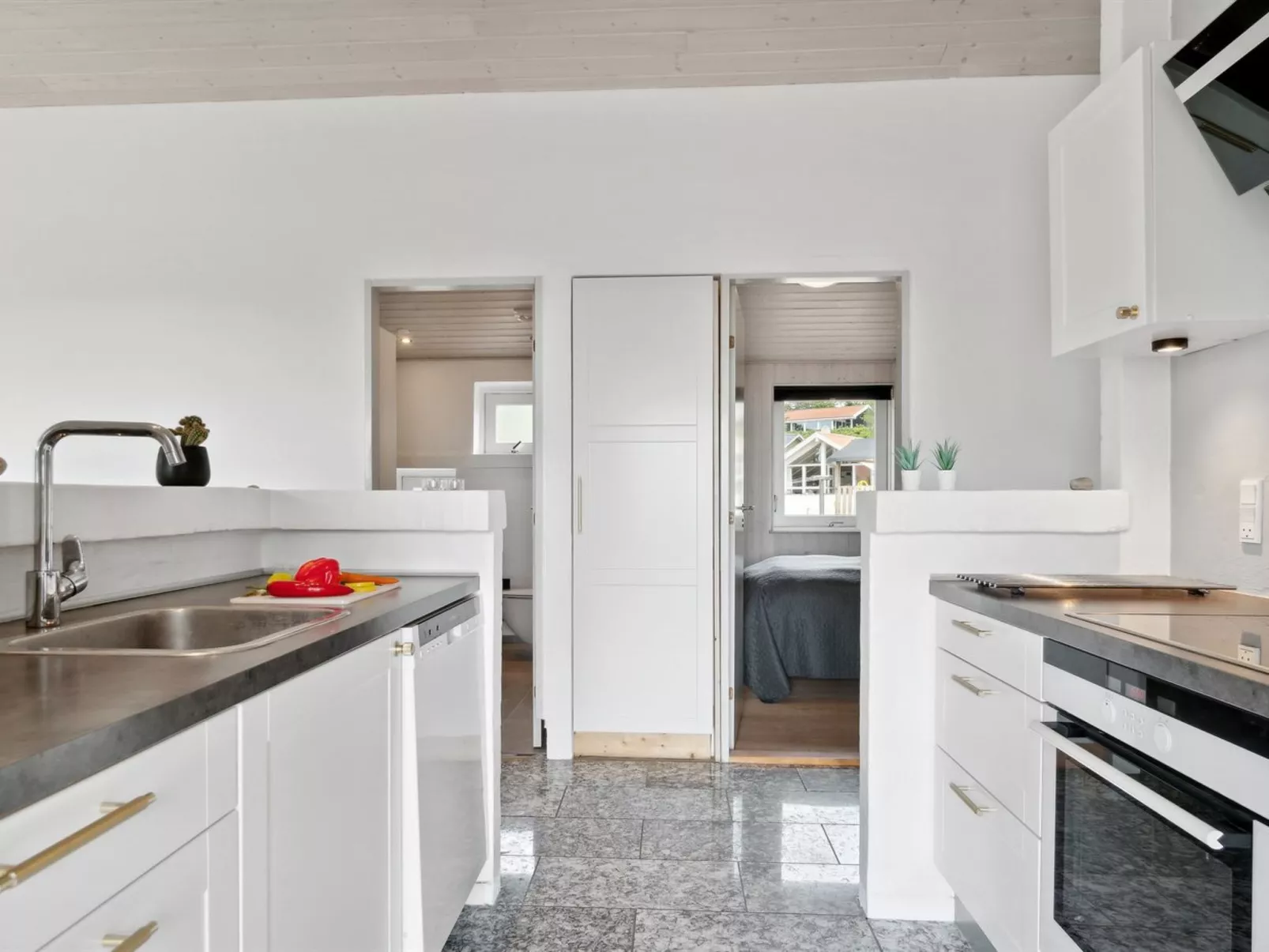 "Liesel" - 700m from the sea-Inside