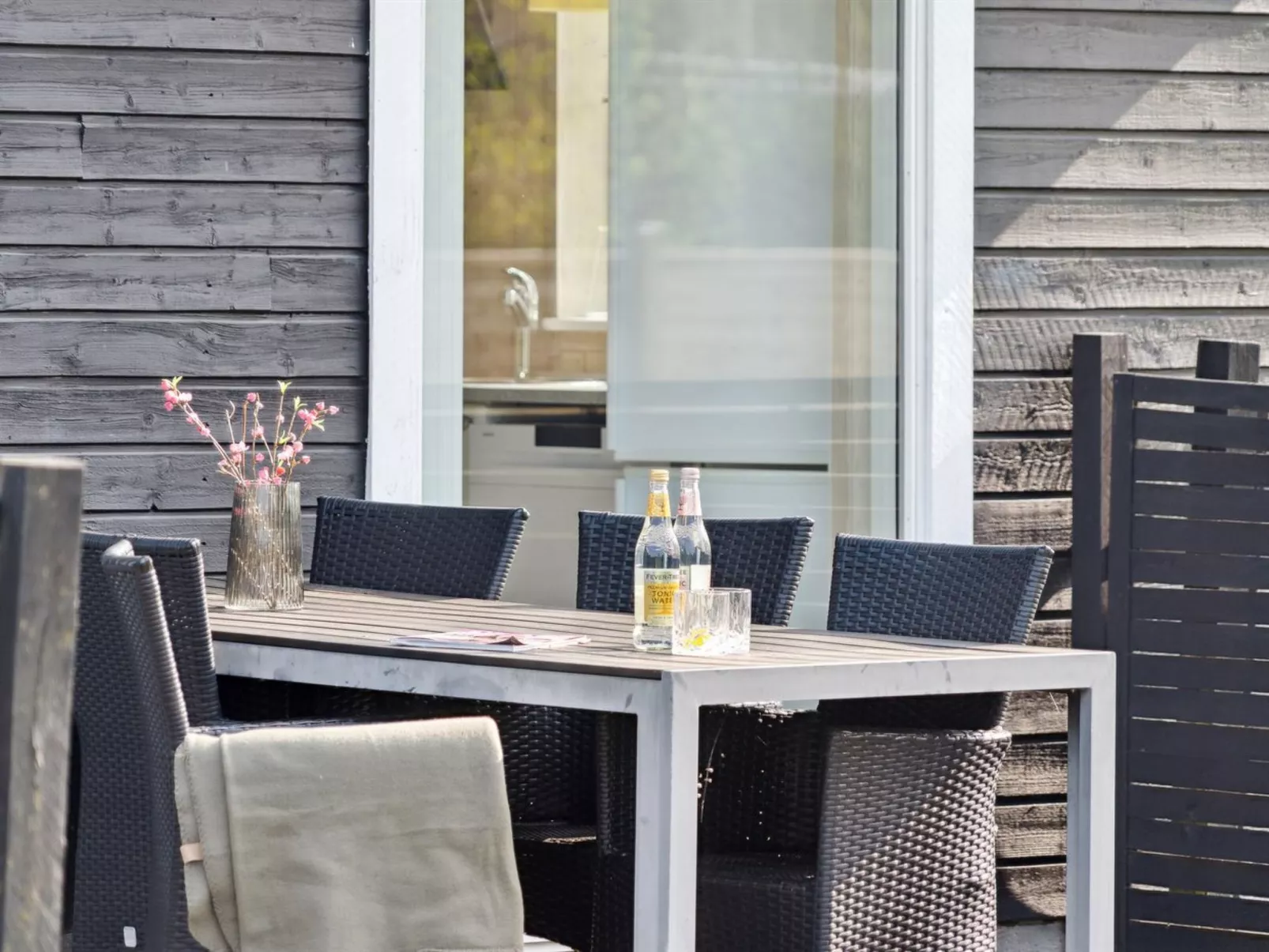 "Jil" - 750m from the sea-Outside
