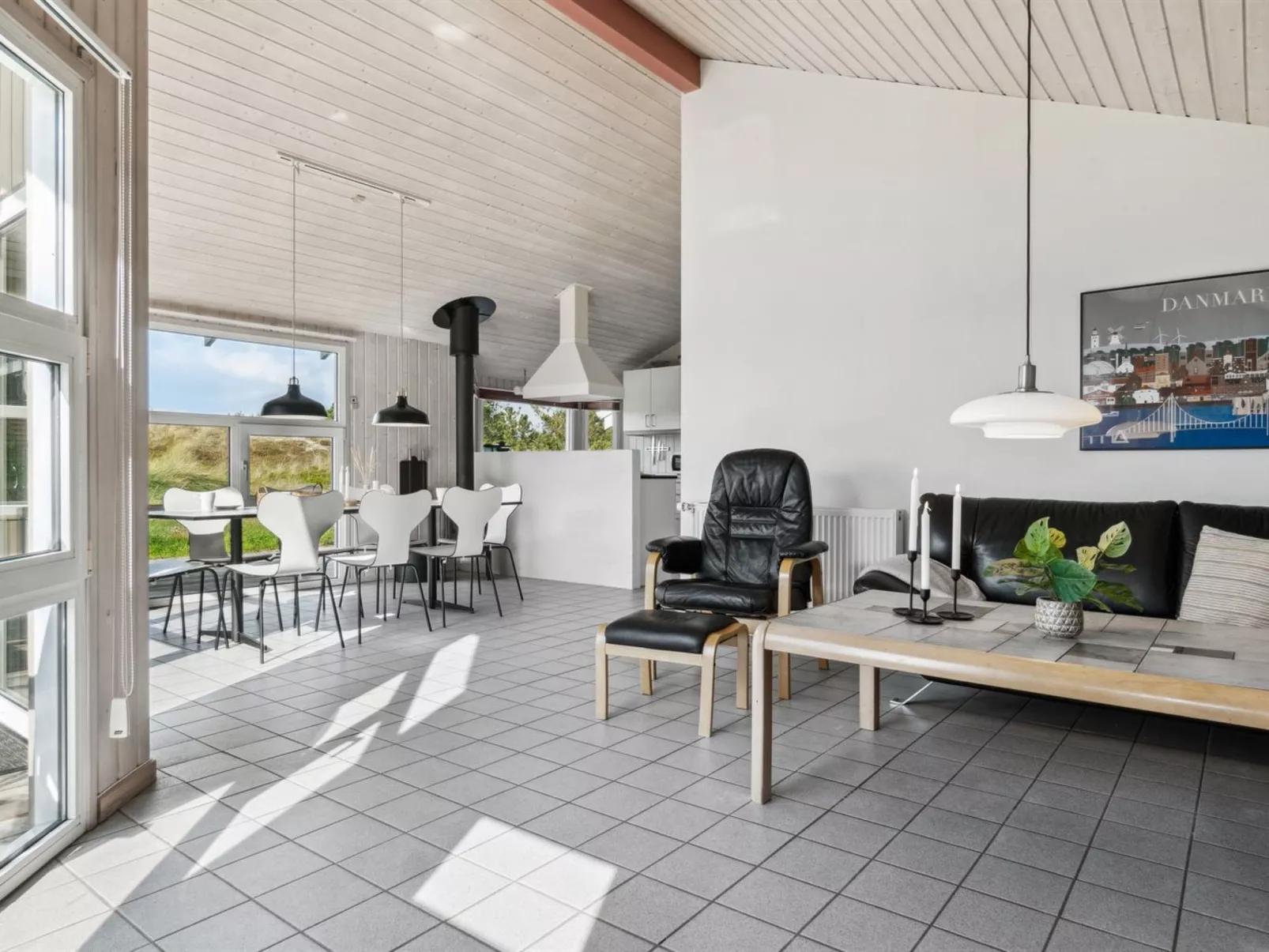 "Zoya" - 900m from the sea-Inside