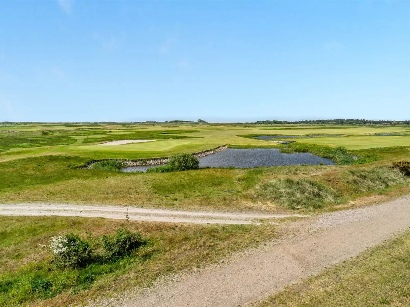 "Ilka" - 2.3km from the sea-Outside