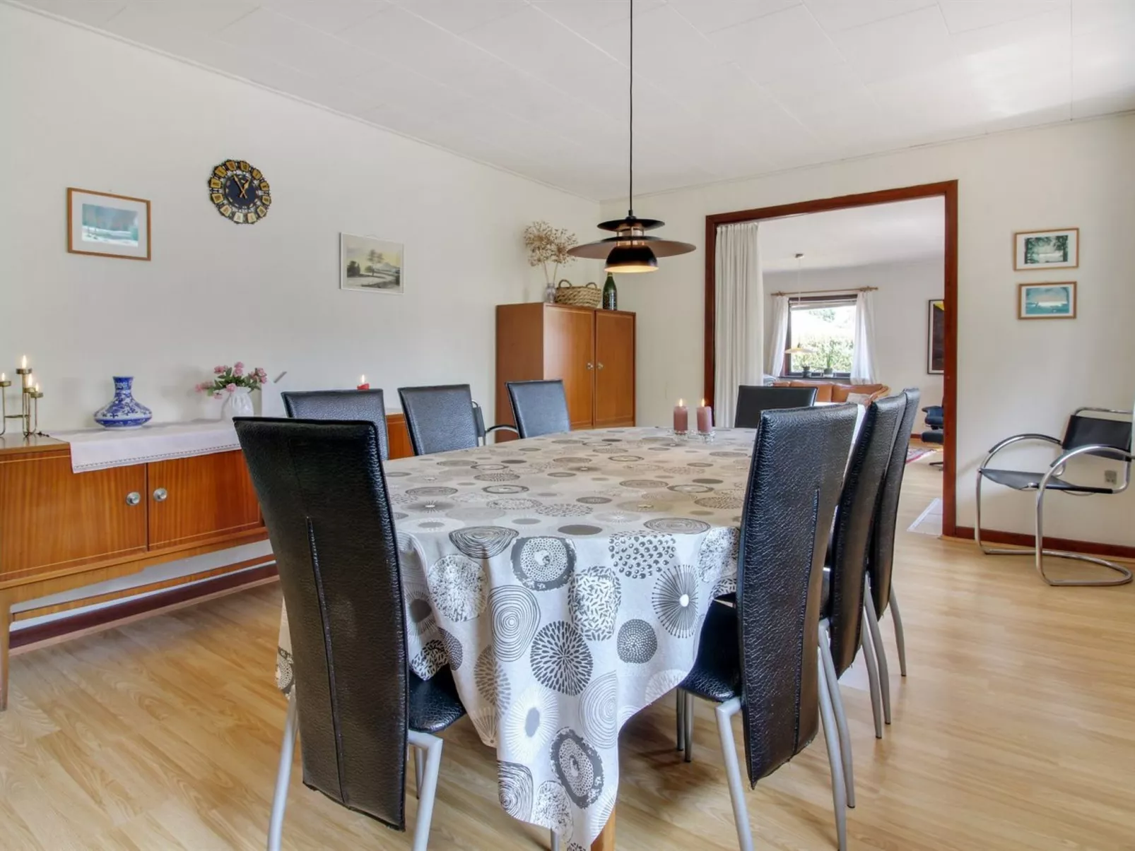 "Eberg" - 2.8km from the sea-Inside
