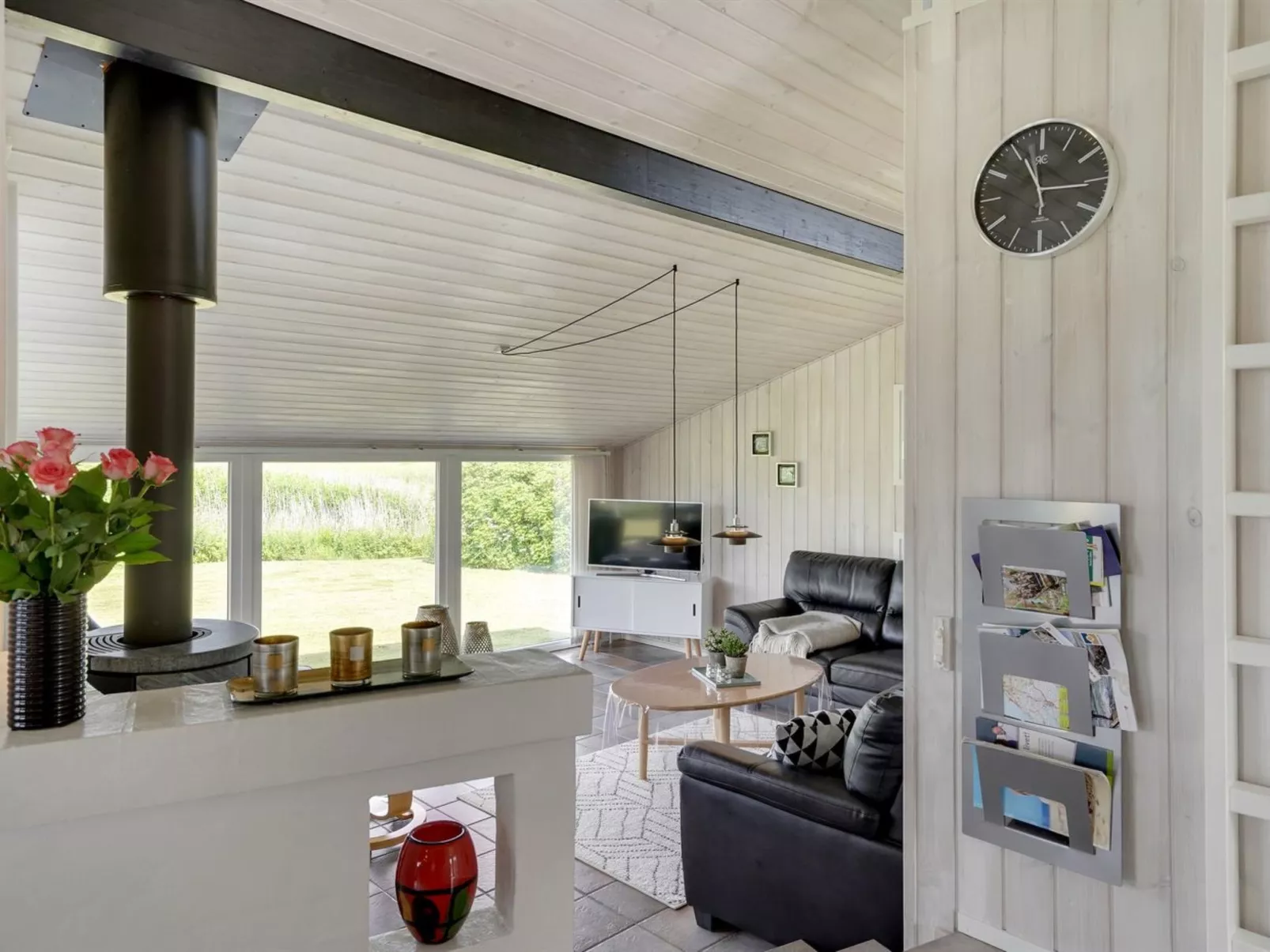 "Tinja" - 700m from the sea-Drinnen
