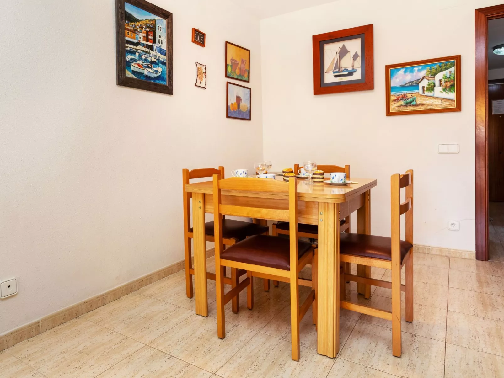 Apartamentos Miranda-Inside