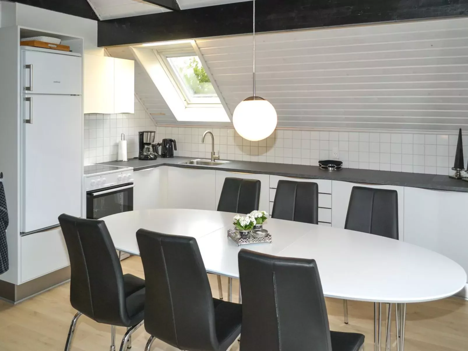 "Rinja" - 2.7km from the sea-Inside