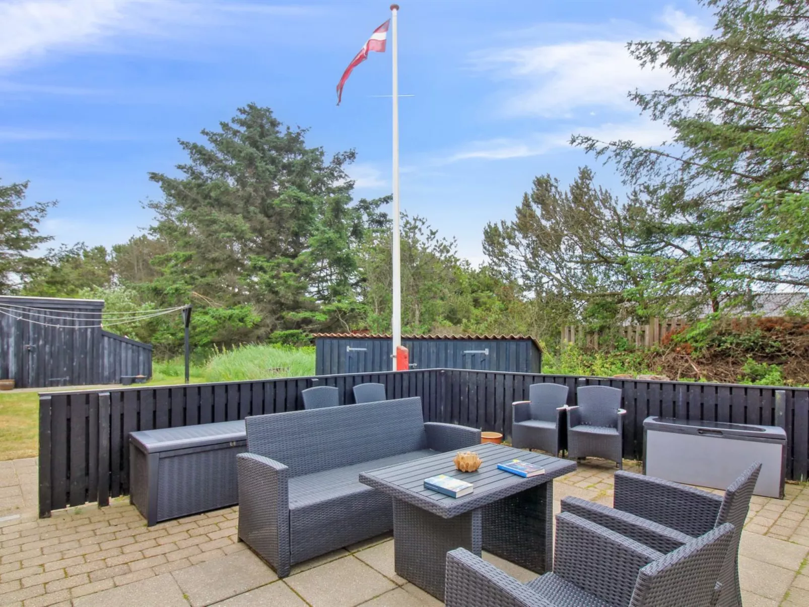 "Daren" - 600m from the sea-Outside