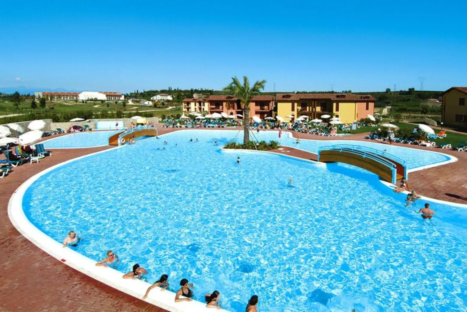 Residence Eden, Peschiera-trilo-Schwimmbad