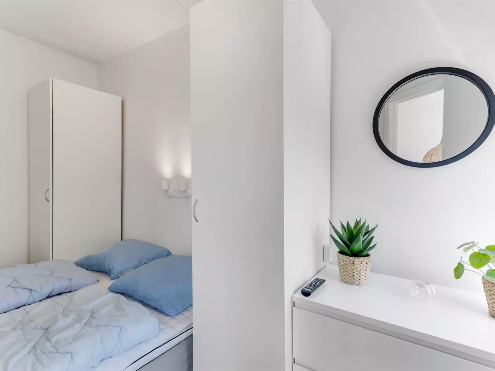 "Naike" - 100m from the sea-Inside