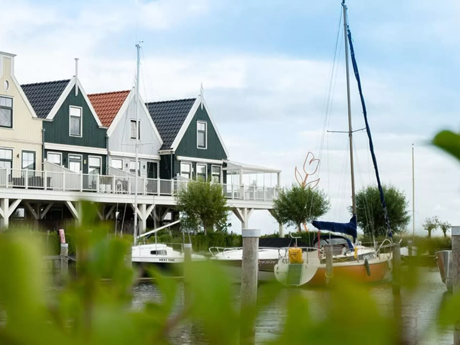 Zuiderzee Luxe 6-Outside
