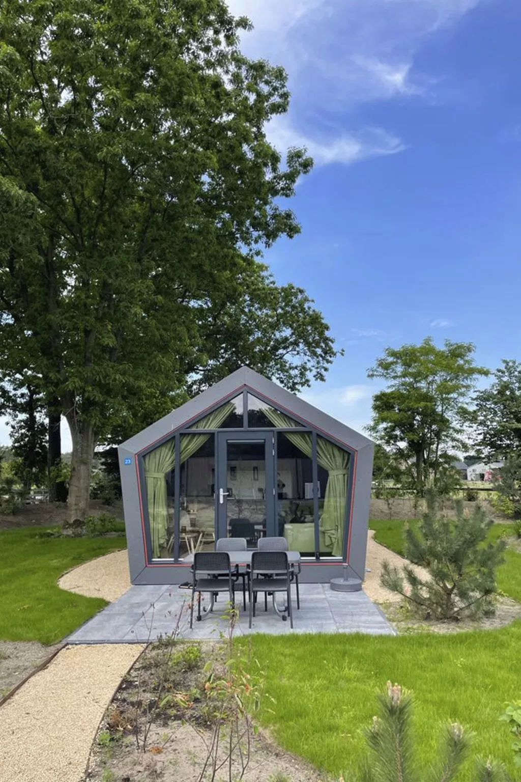 Tiny House Solo Retreat 4-Outside
