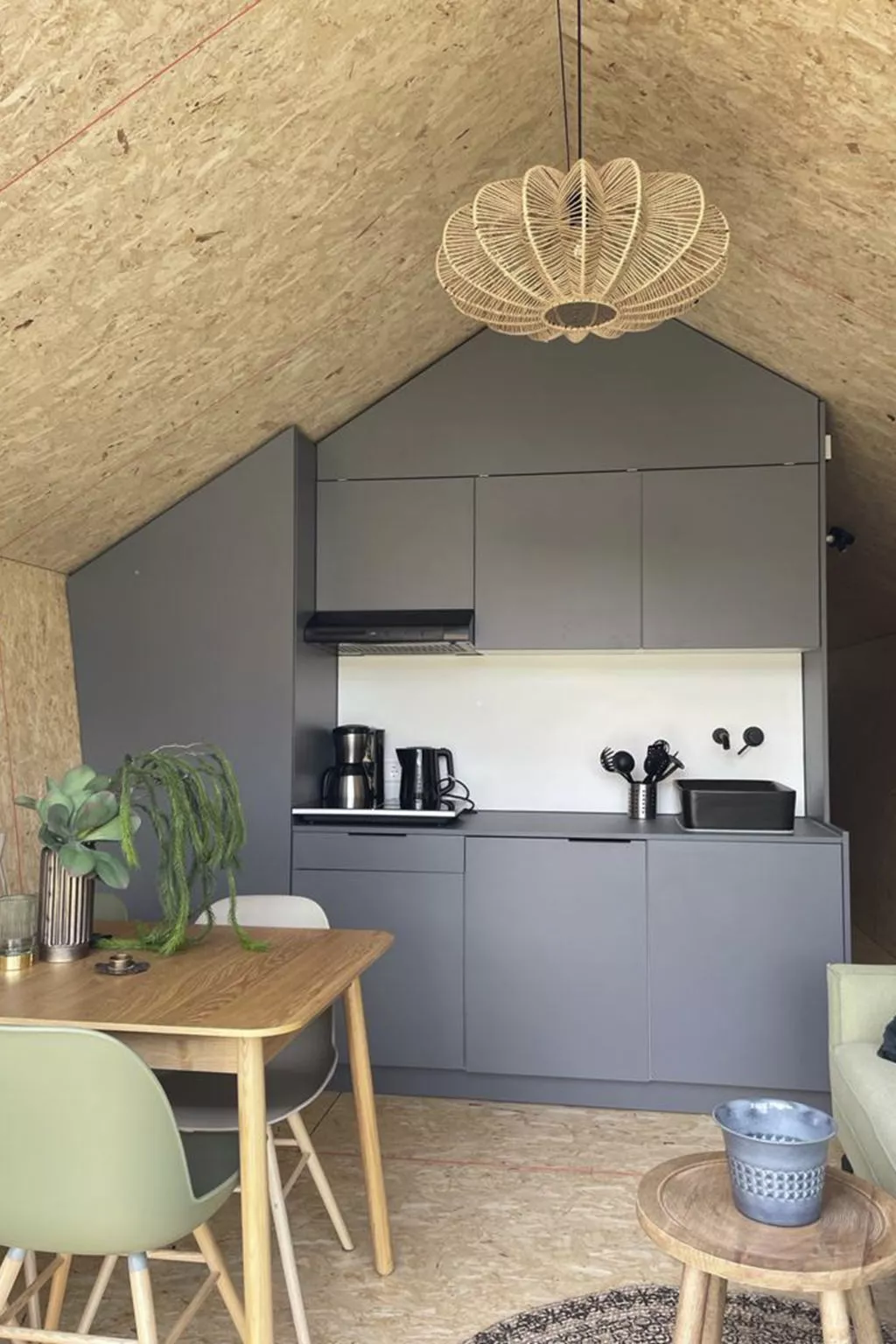 Tiny House Solo Retreat 4-Inside