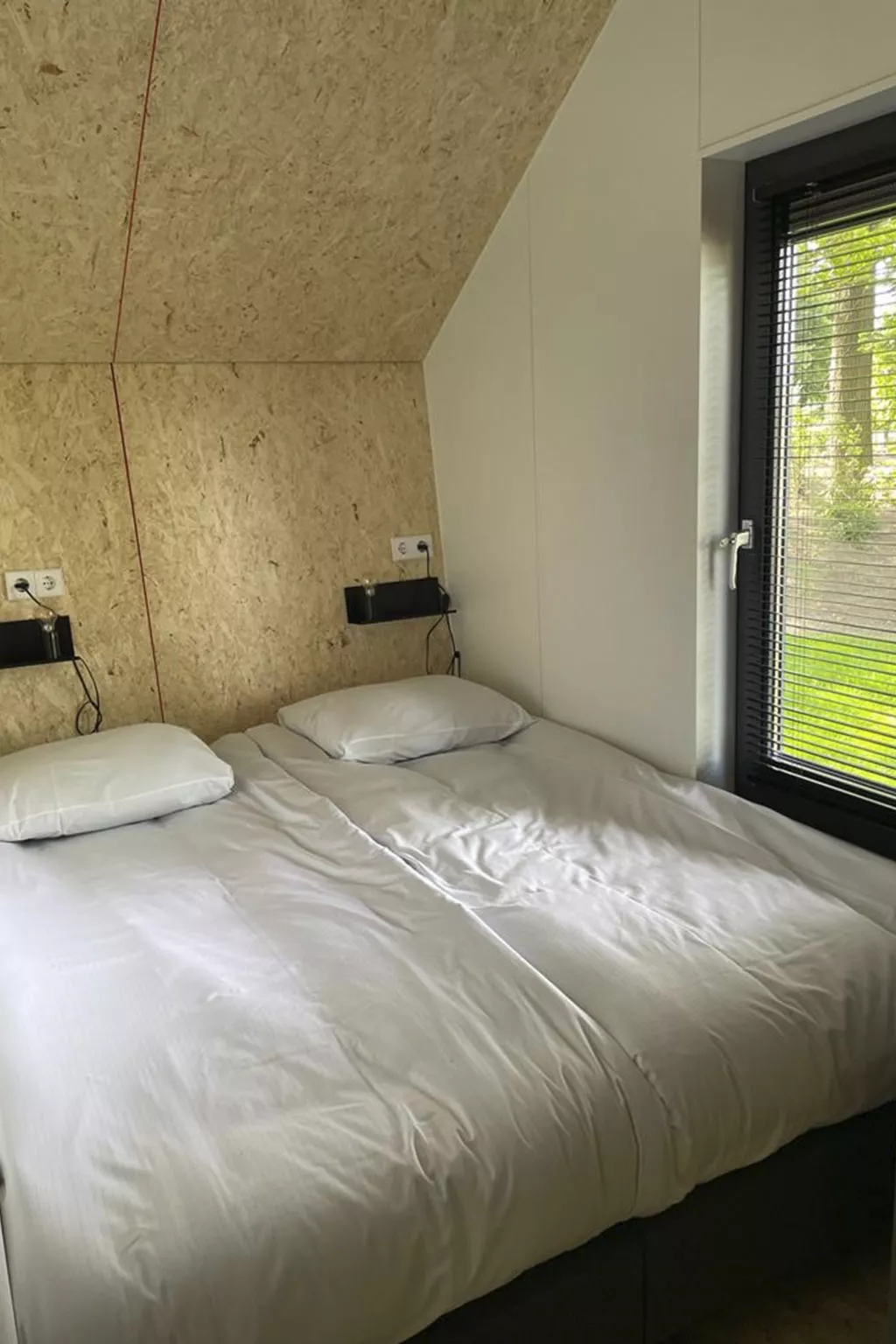 Tiny House Solo Retreat 4-Inside