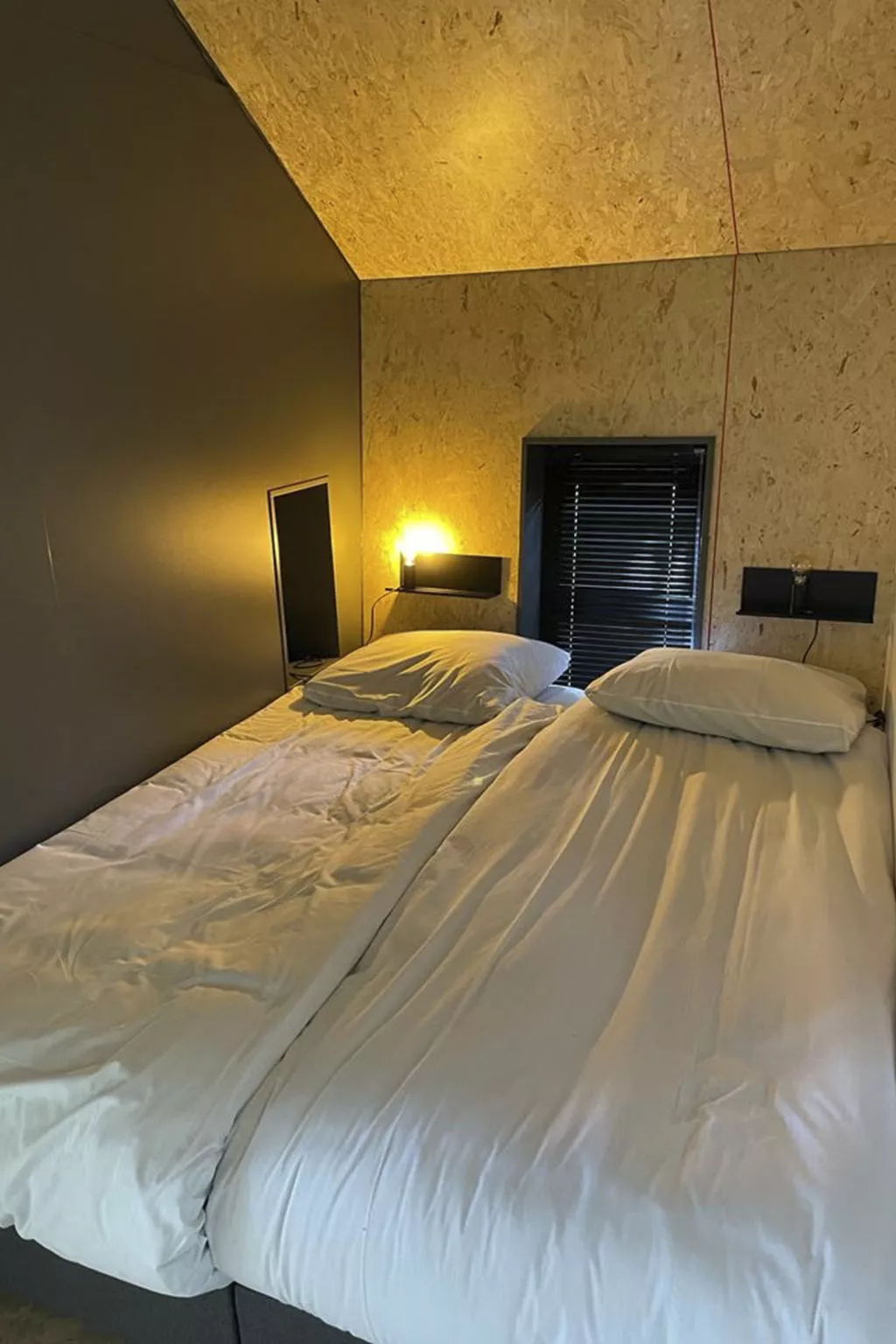 Tiny House Solo Retreat 4-Inside