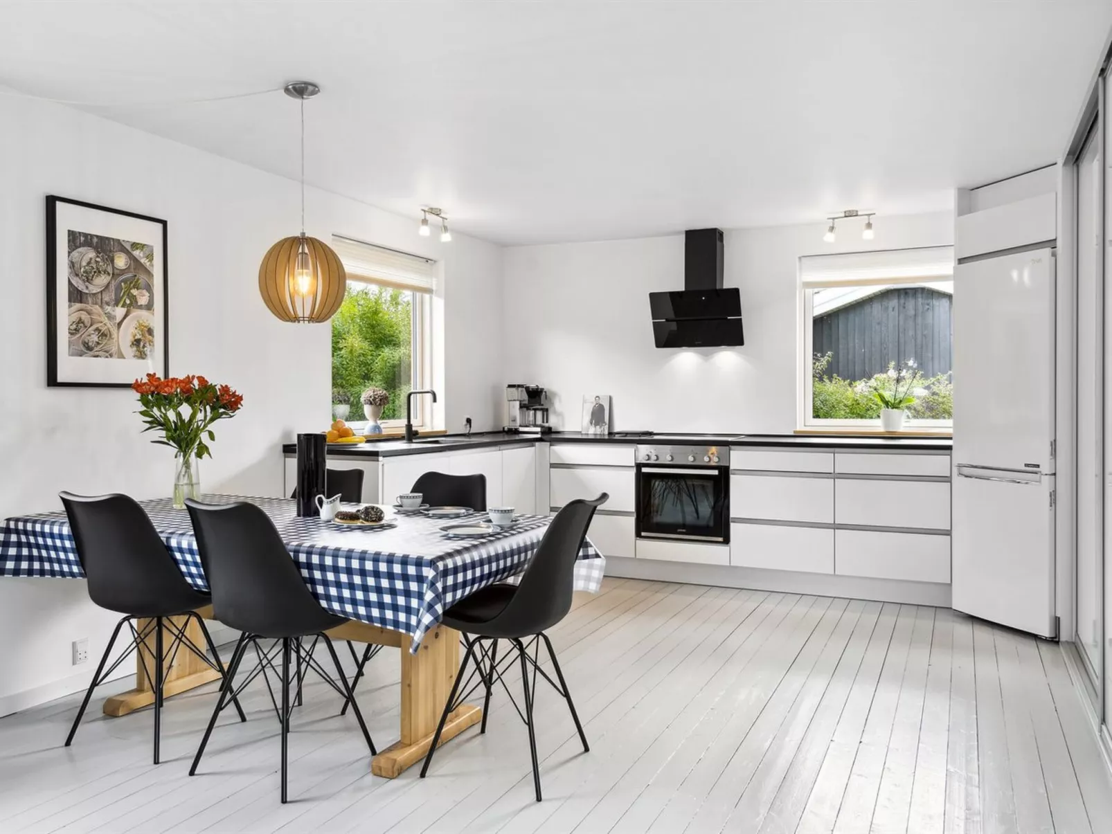 "Henric" - 500m from the sea-Inside