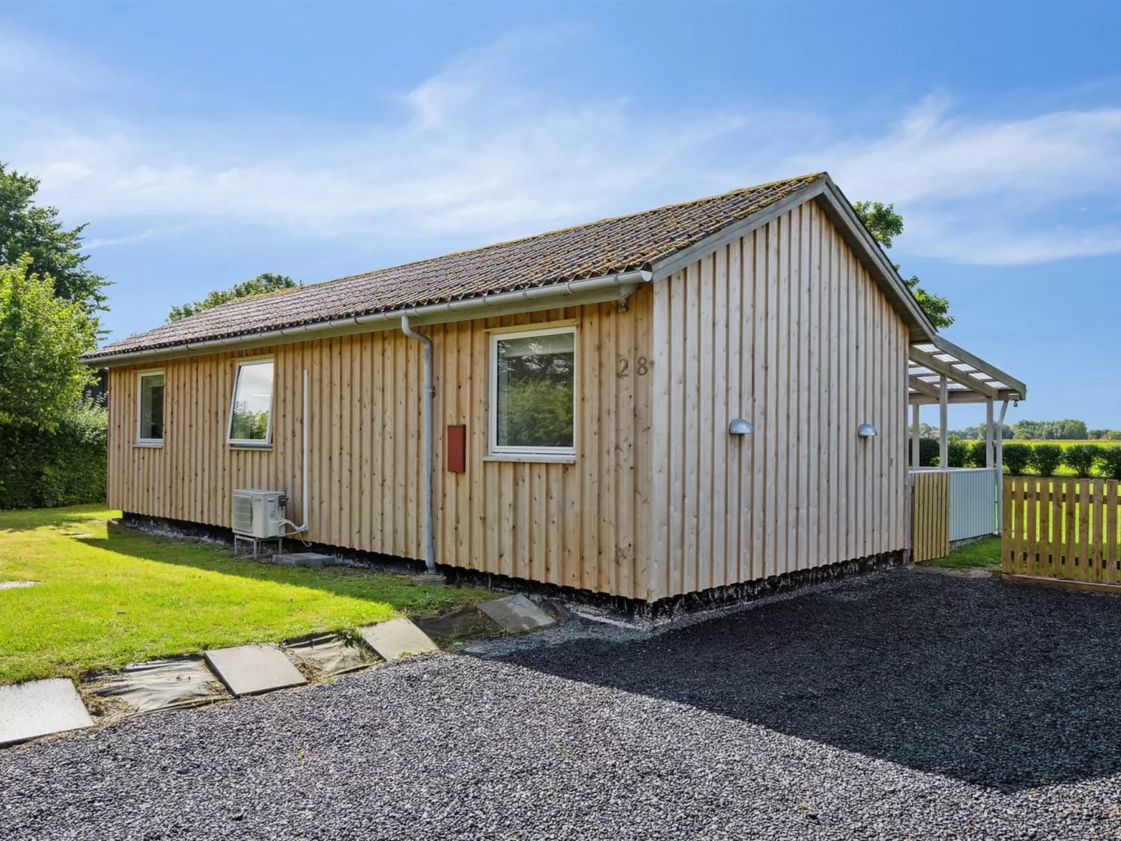 "Henric" - 500m from the sea-Outside