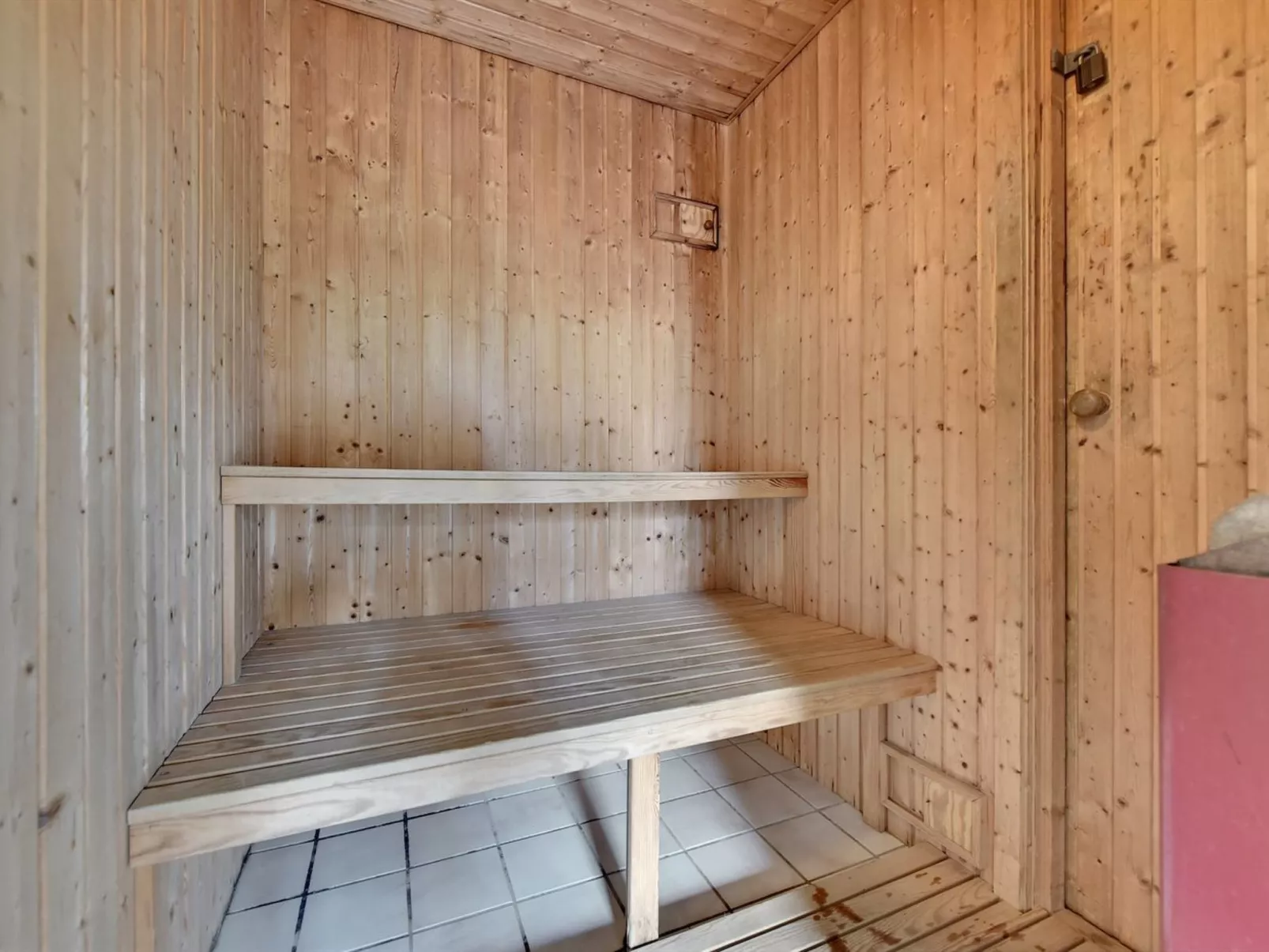 "Joona" - 12km from the sea-Inside