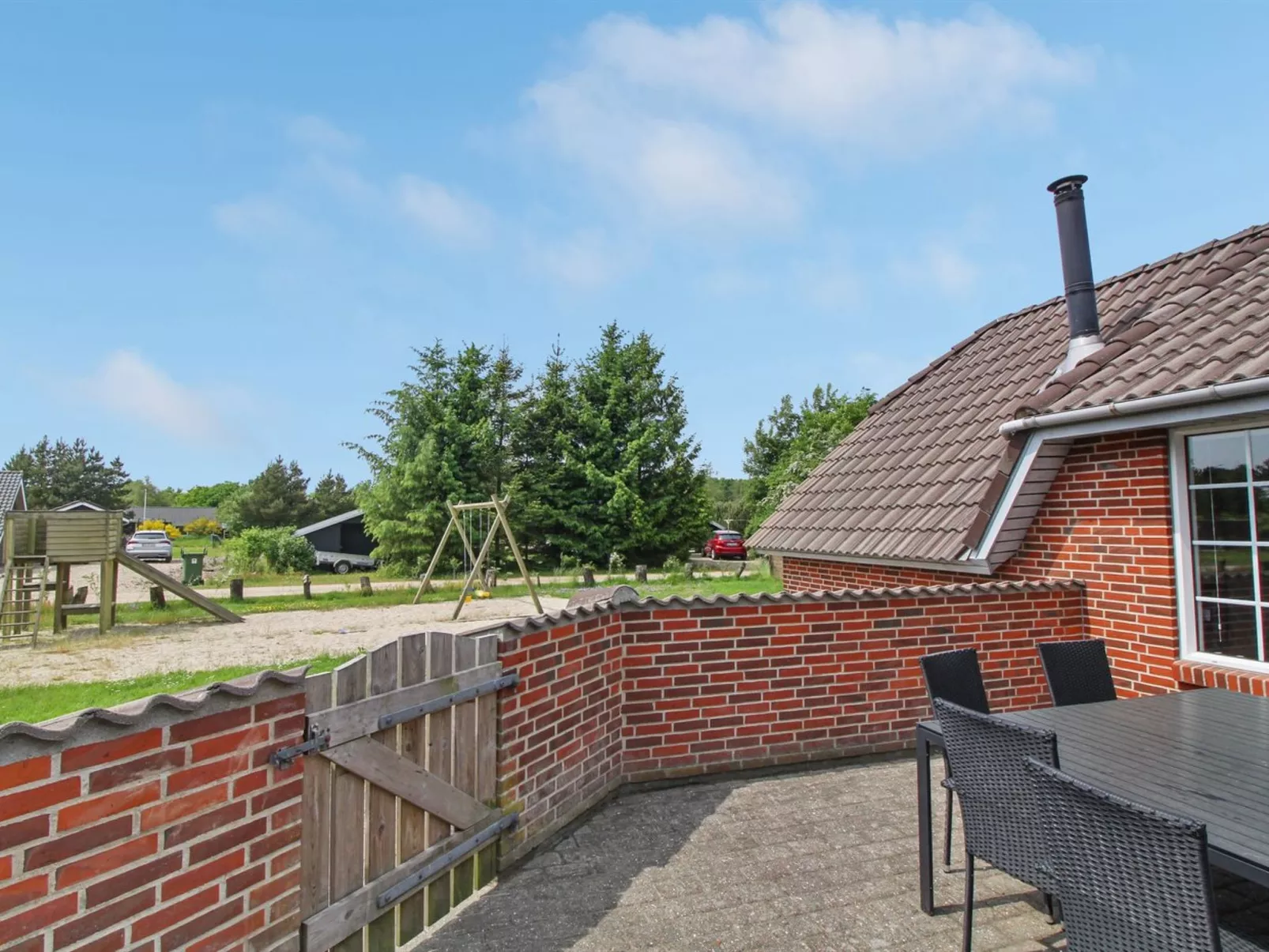 "Joona" - 12km from the sea-Outside
