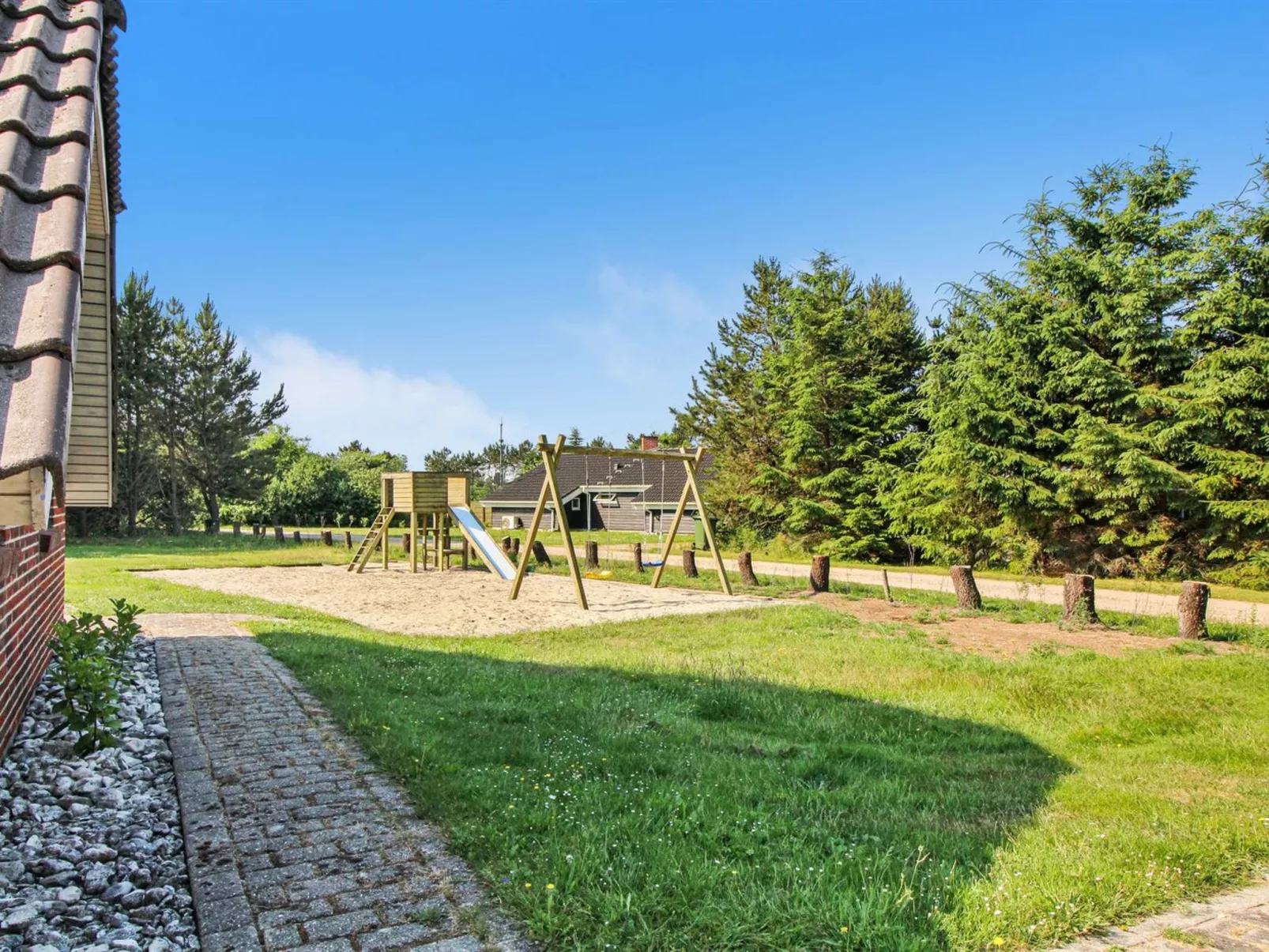 "Joona" - 12km from the sea-Outside