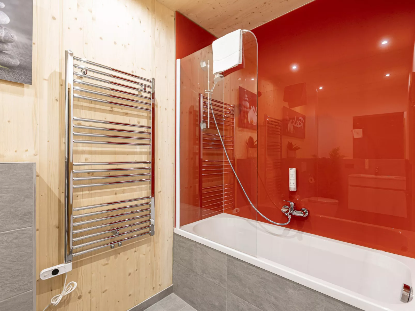 #2a mit Sauna & Pool-Drinnen
