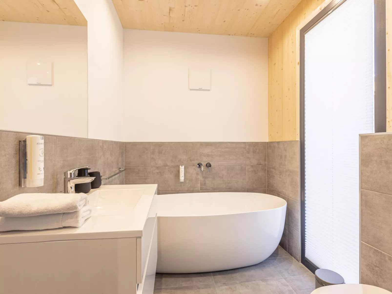 Penthouse # 1c mit Sauna&Außenbadewanne-Inside